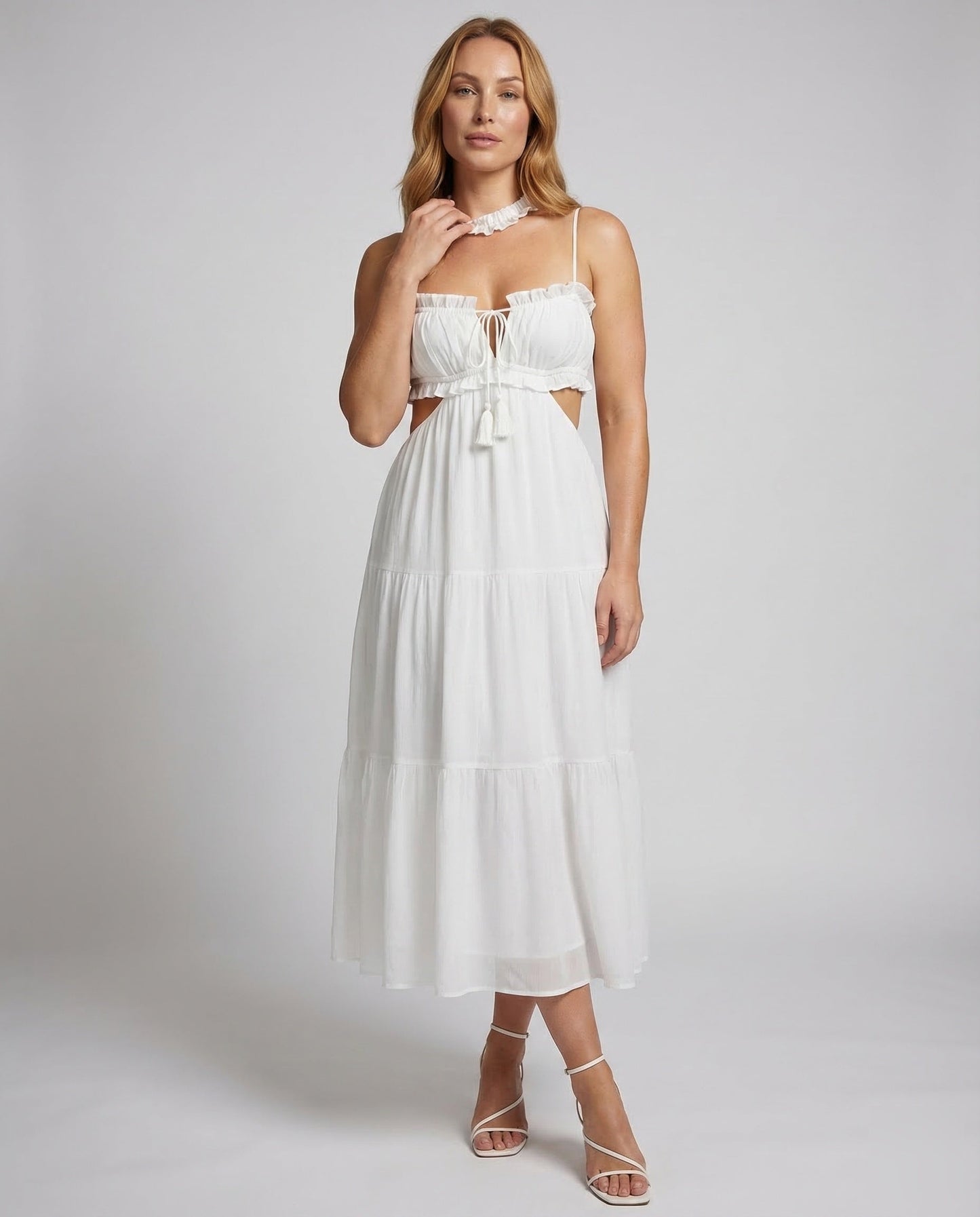 Damen Maxikleid mit Cut-Out-Details - Eveloria