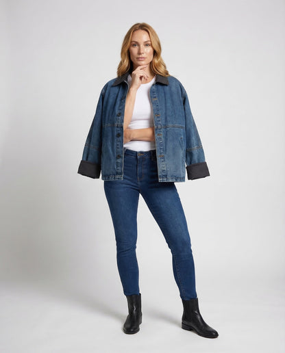 Damen Oversize Jeansjacke Mit Kragen - Eveloria