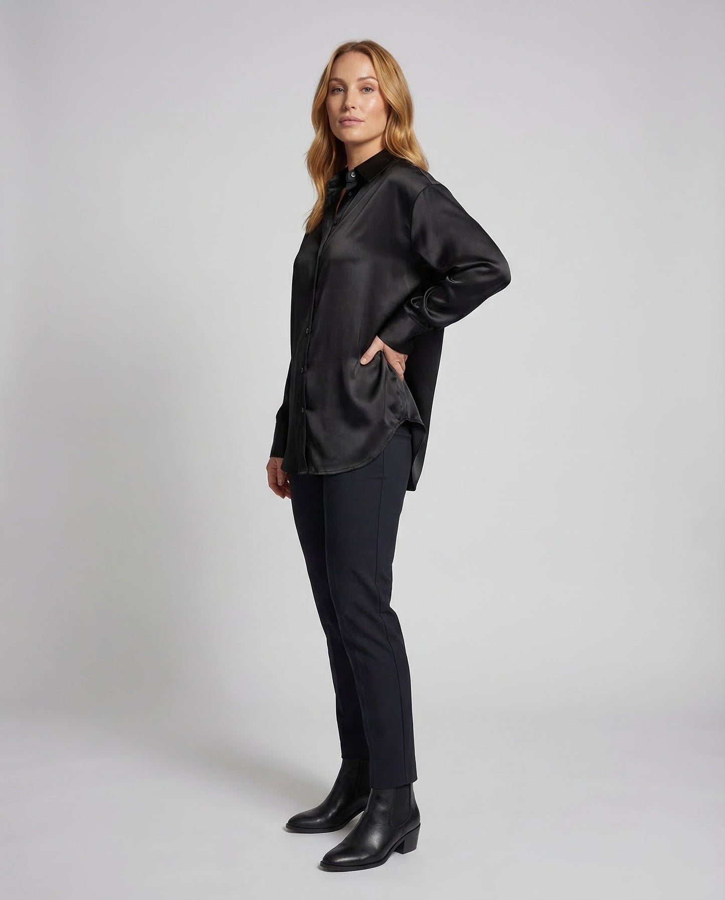 Damen Oversize Satin Bluse - Eveloria