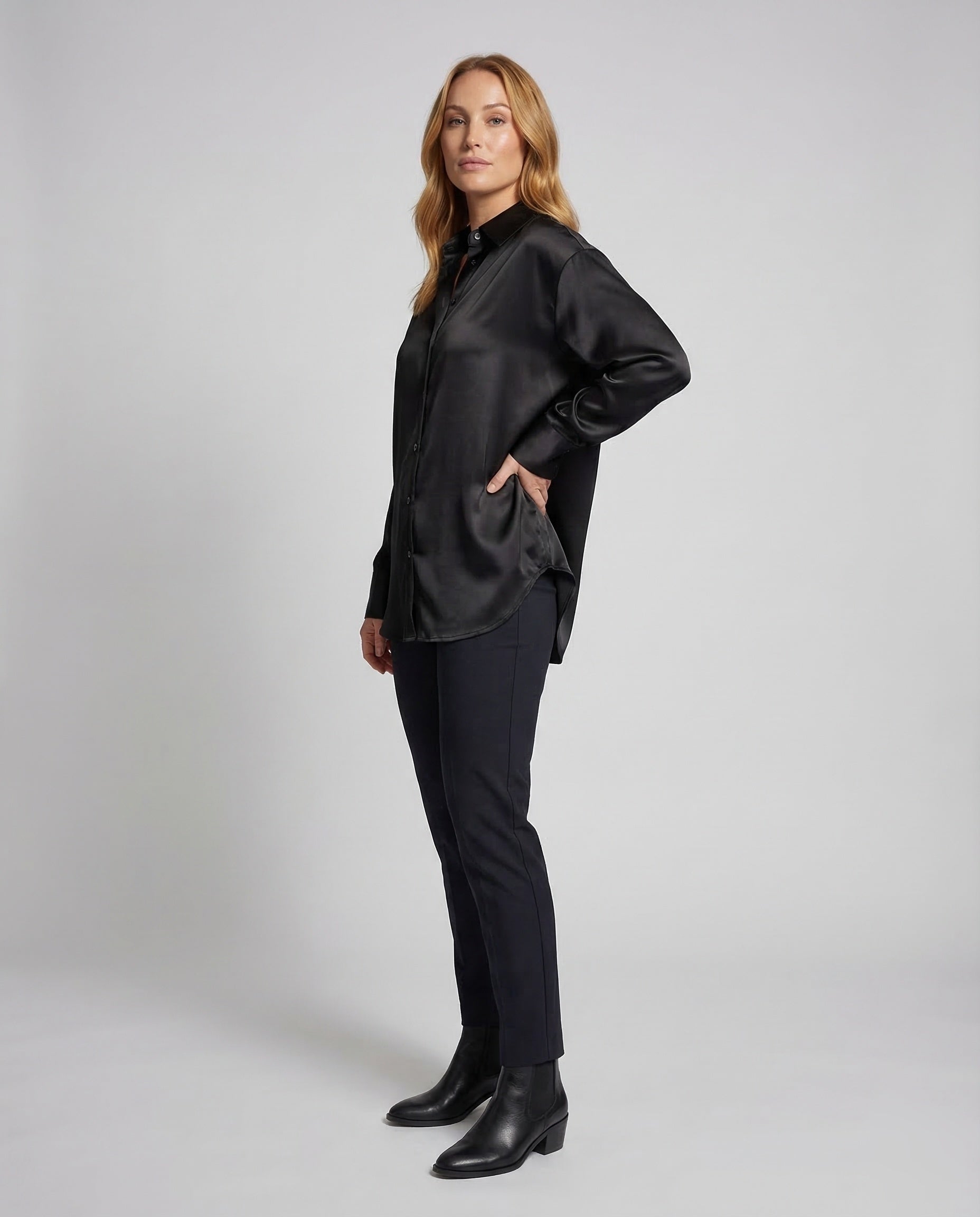 Damen Oversize Satin Bluse - Eveloria