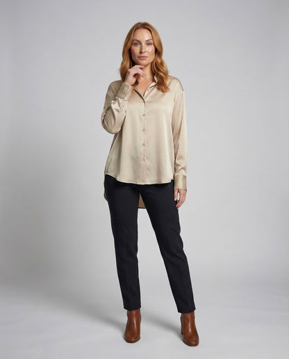 Damen Oversize Bluse aus Satin - Eveloria