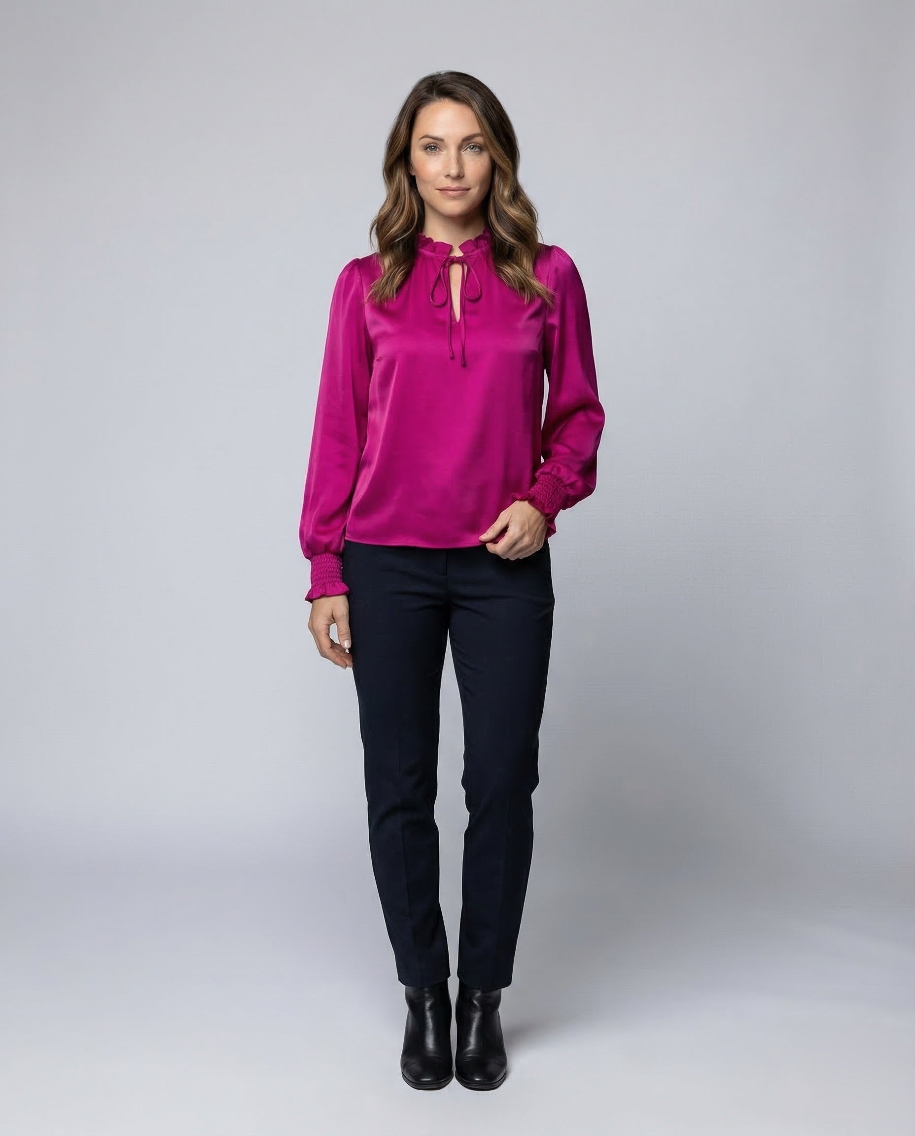 Damen Satinbluse Stehkragen Raffung Schwarz - Eveloria