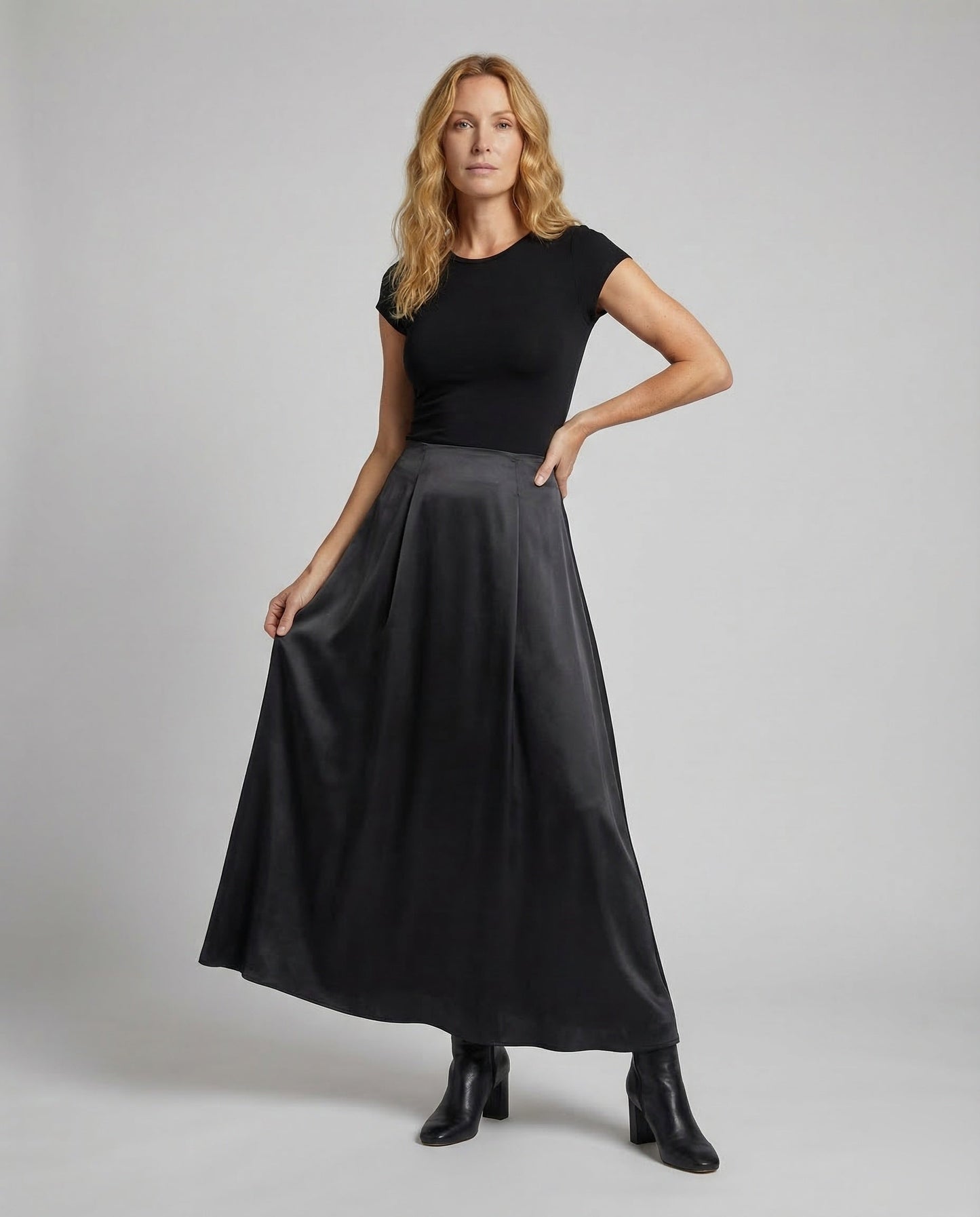 Damen Satin Maxirock mit Kellerfalten - Eveloria