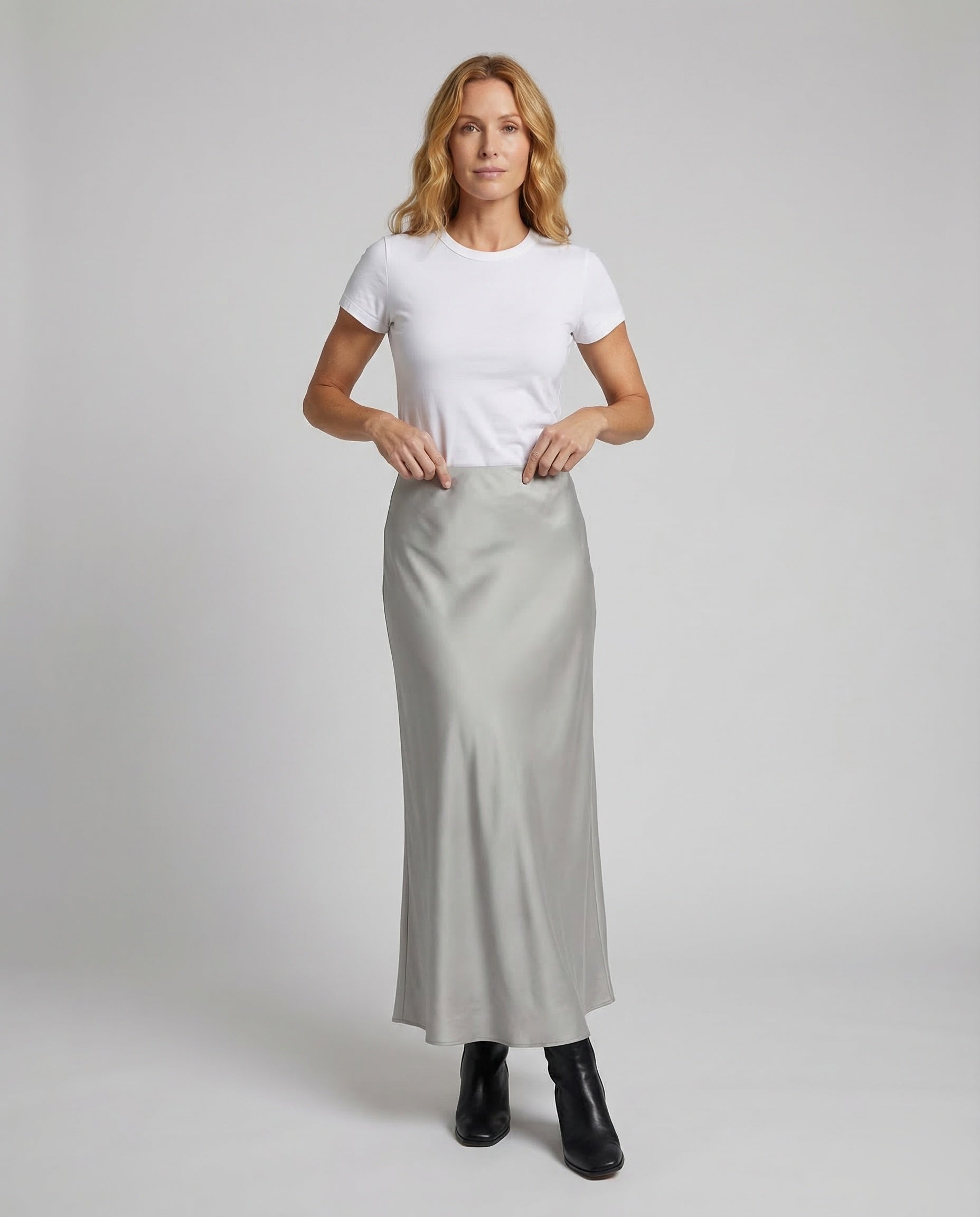 Damen Satin Maxirock Hüftlinie Schwarz - Eveloria