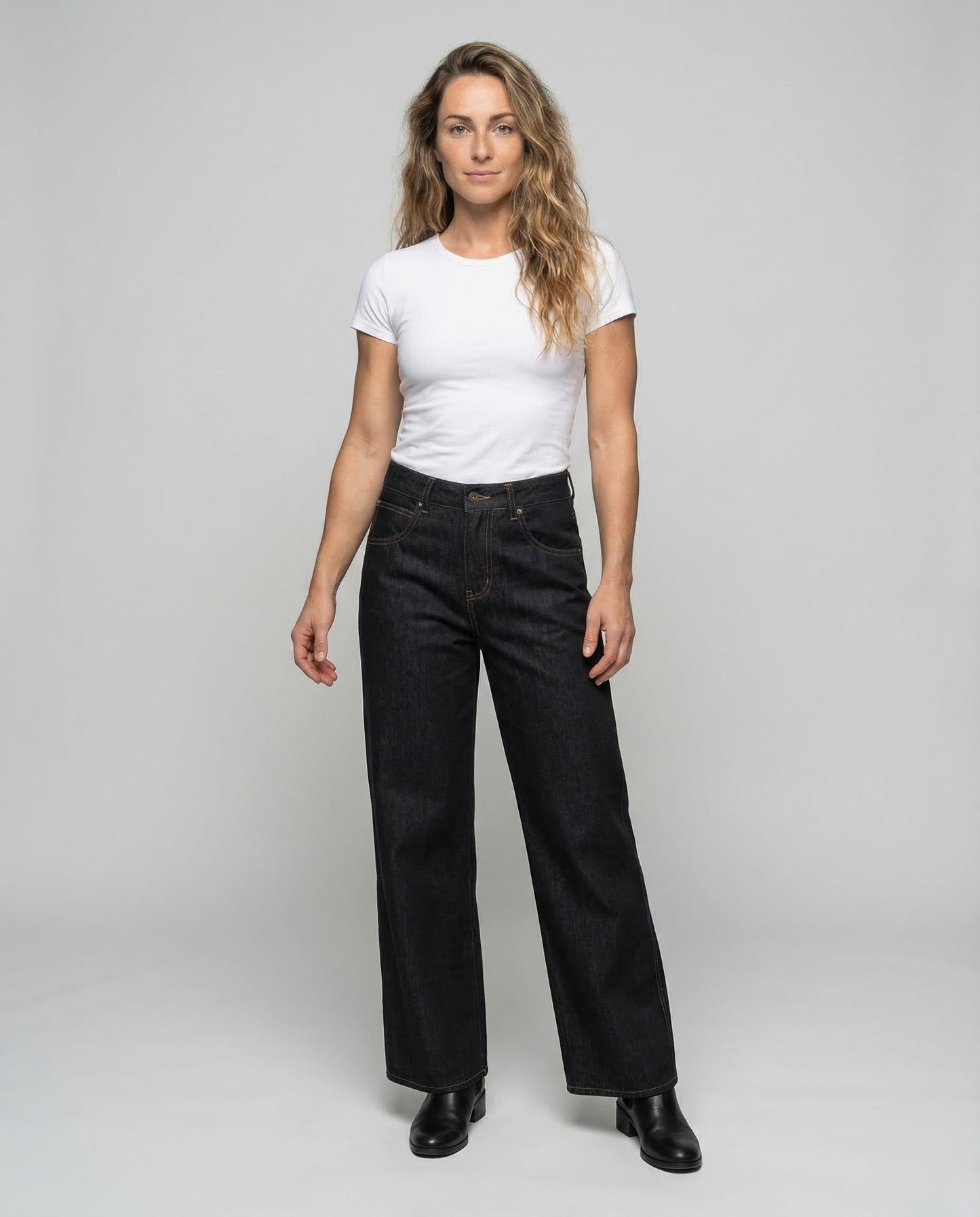 Damen High Waist Jeans Weite Bein Schwarz - Eveloria
