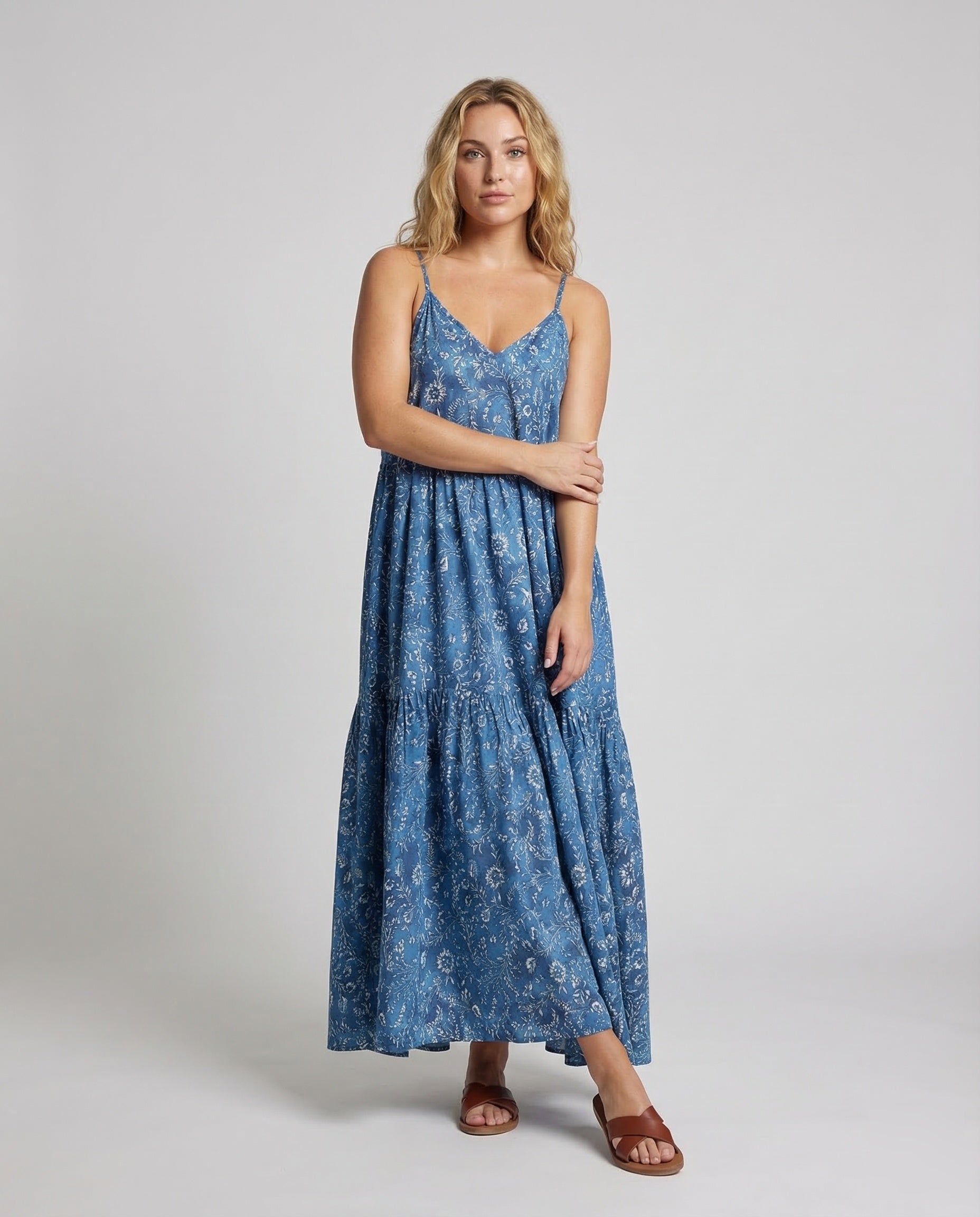 Damen Hängerkleid Voluminös - Eveloria