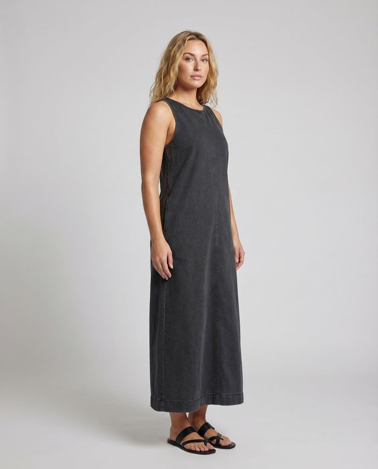 Damen Ärmelloses Denim Maxikleid - Eveloria