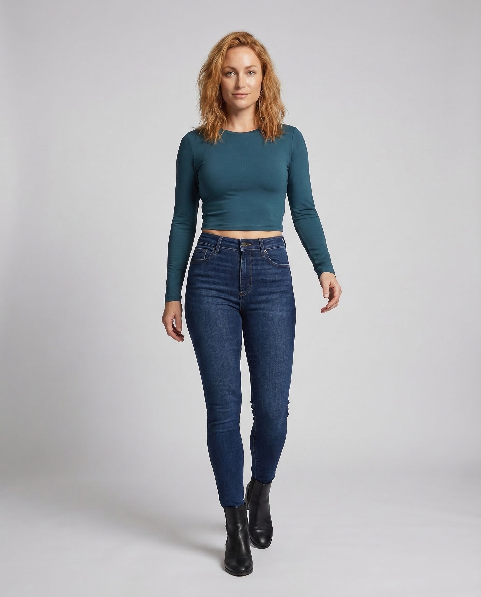 Damen Kurzes Langarmshirt Rundhalsausschnitt - Eveloria