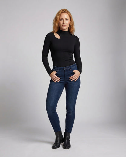 Damen Asymmetrisches Langarmshirt mit Daumenloch - Eveloria