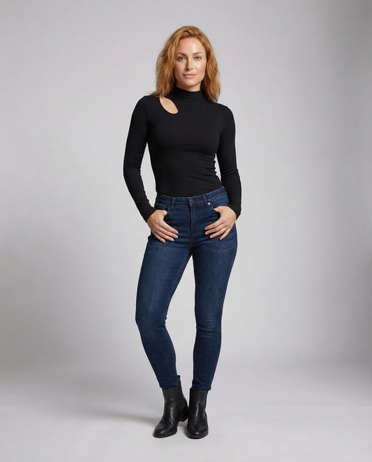 Damen Asymmetrisches Langarmshirt mit Daumenloch - Eveloria