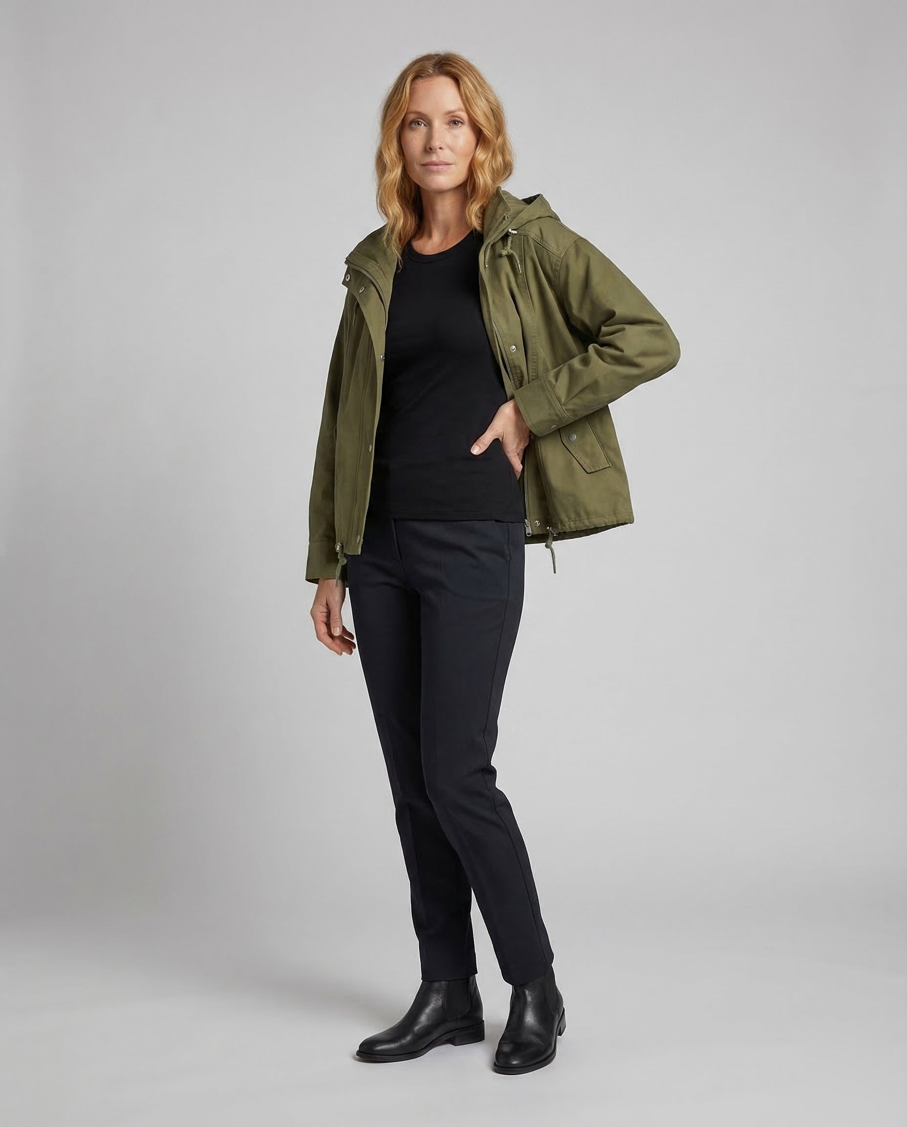 Damen Kurzer Kapuzenparka Mit Tunnelzug - Eveloria