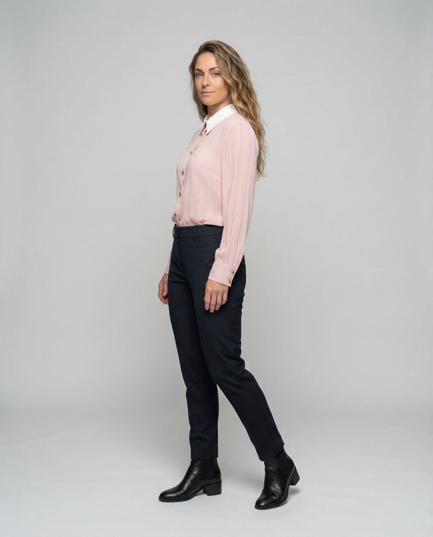 Damen Chiffonbluse Plissiert Goldknöpfe - Eveloria
