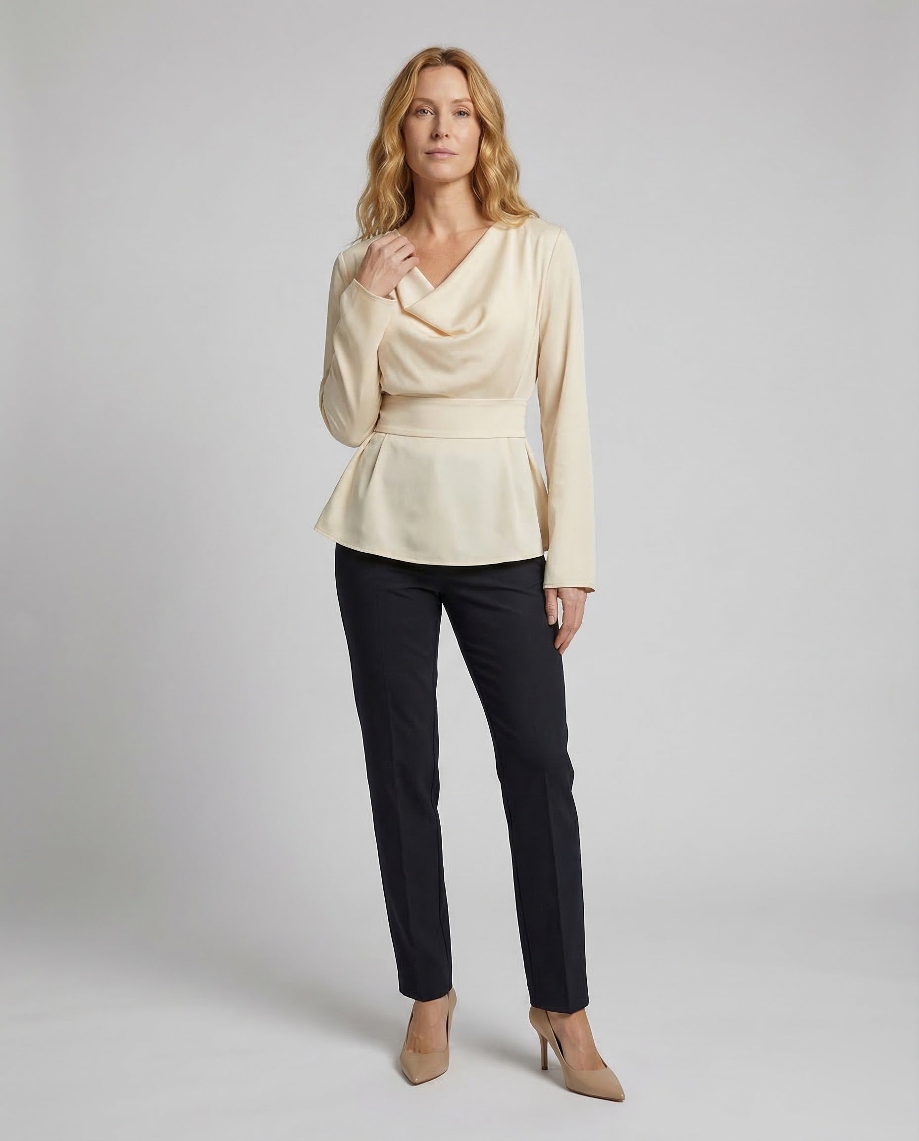 Damen Satinbluse Wasserfallkragen Glockenärmel - Eveloria