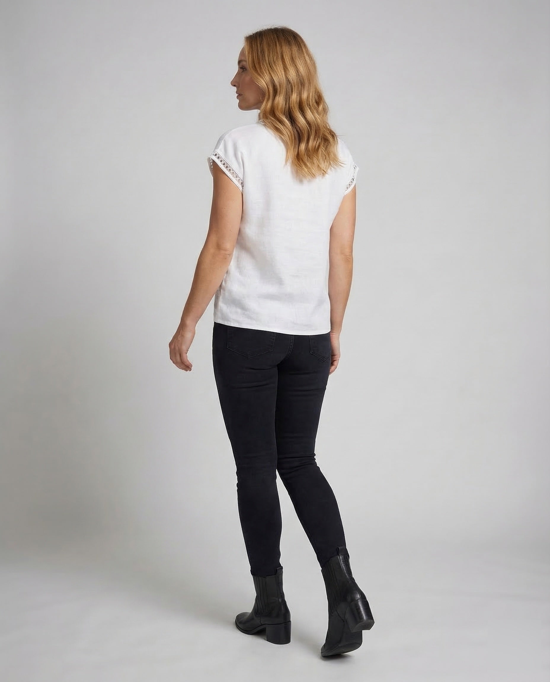 Product 15539122766154 - back_view