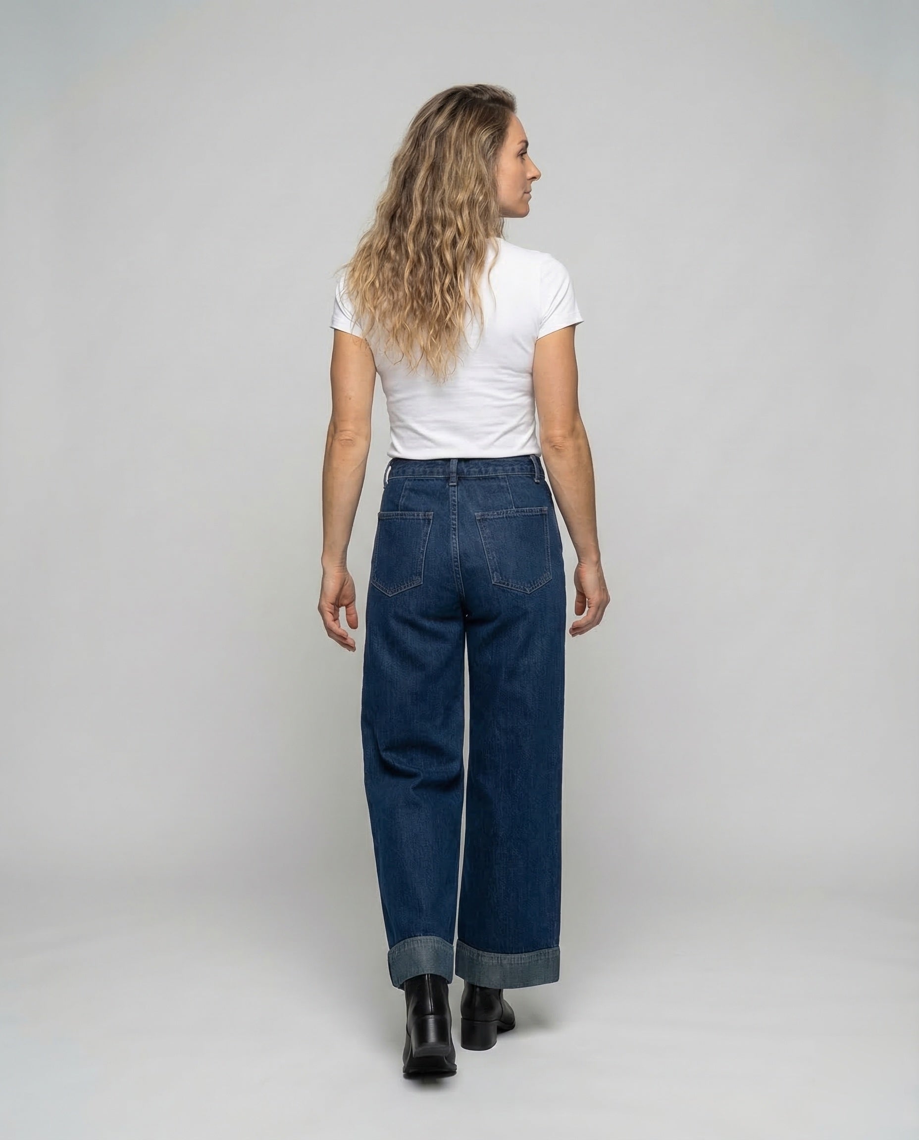 Product 15539131285834 - back_view