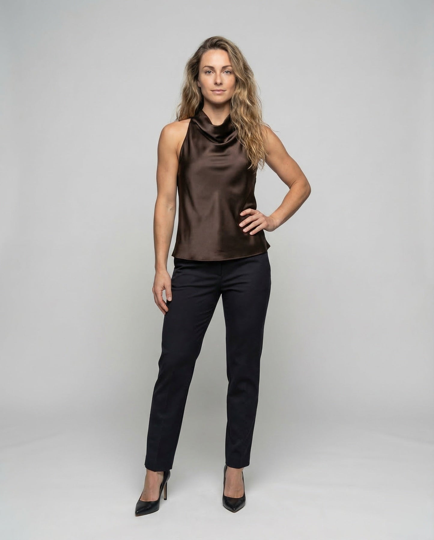 Damen Eleganter Halterneck Wasserfallkragen - Eveloria
