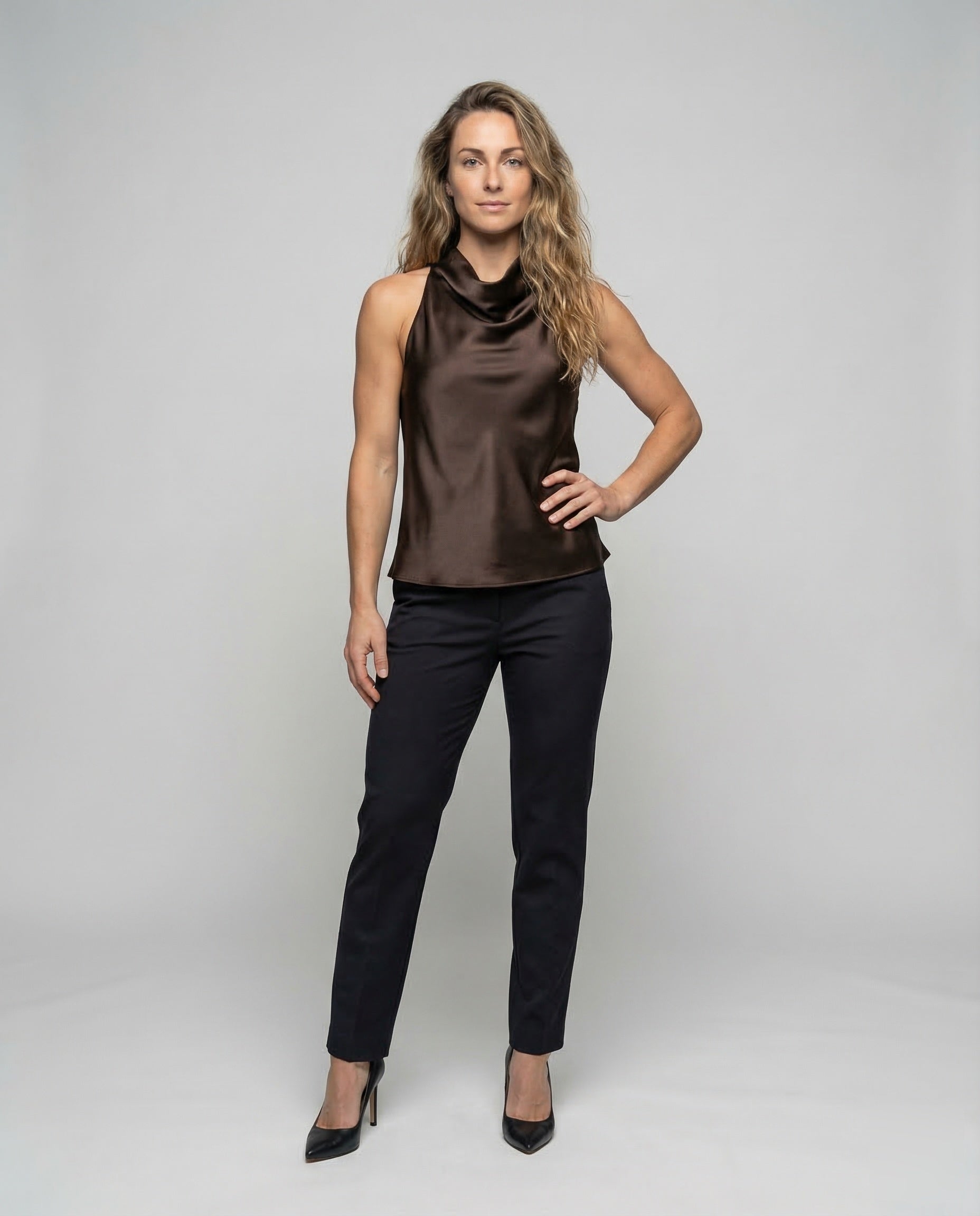 Damen Eleganter Halterneck Wasserfallkragen - Eveloria