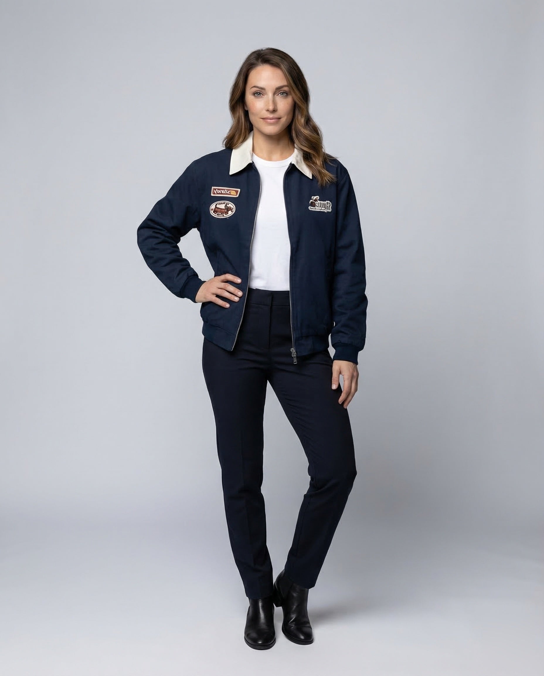 Damen College-Blouson Reißverschluss Aufnäher wird zu:
Damen Blouson - Eveloria