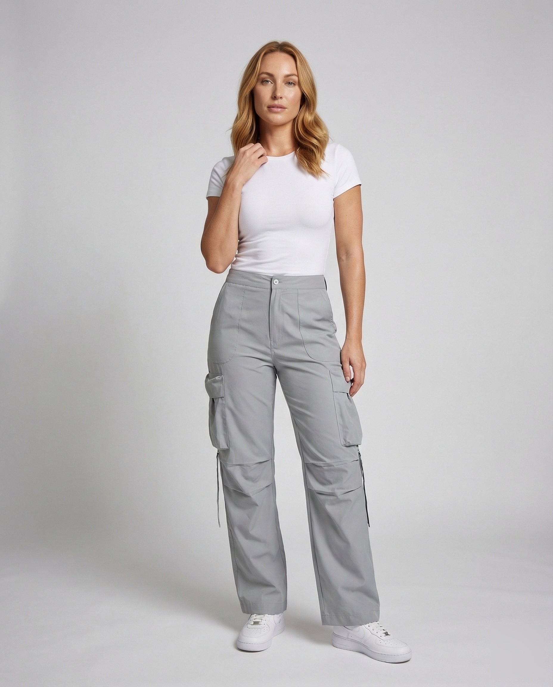 Damen Cargo-Hose mit Knieabnäher und Pattentaschen - Eveloria