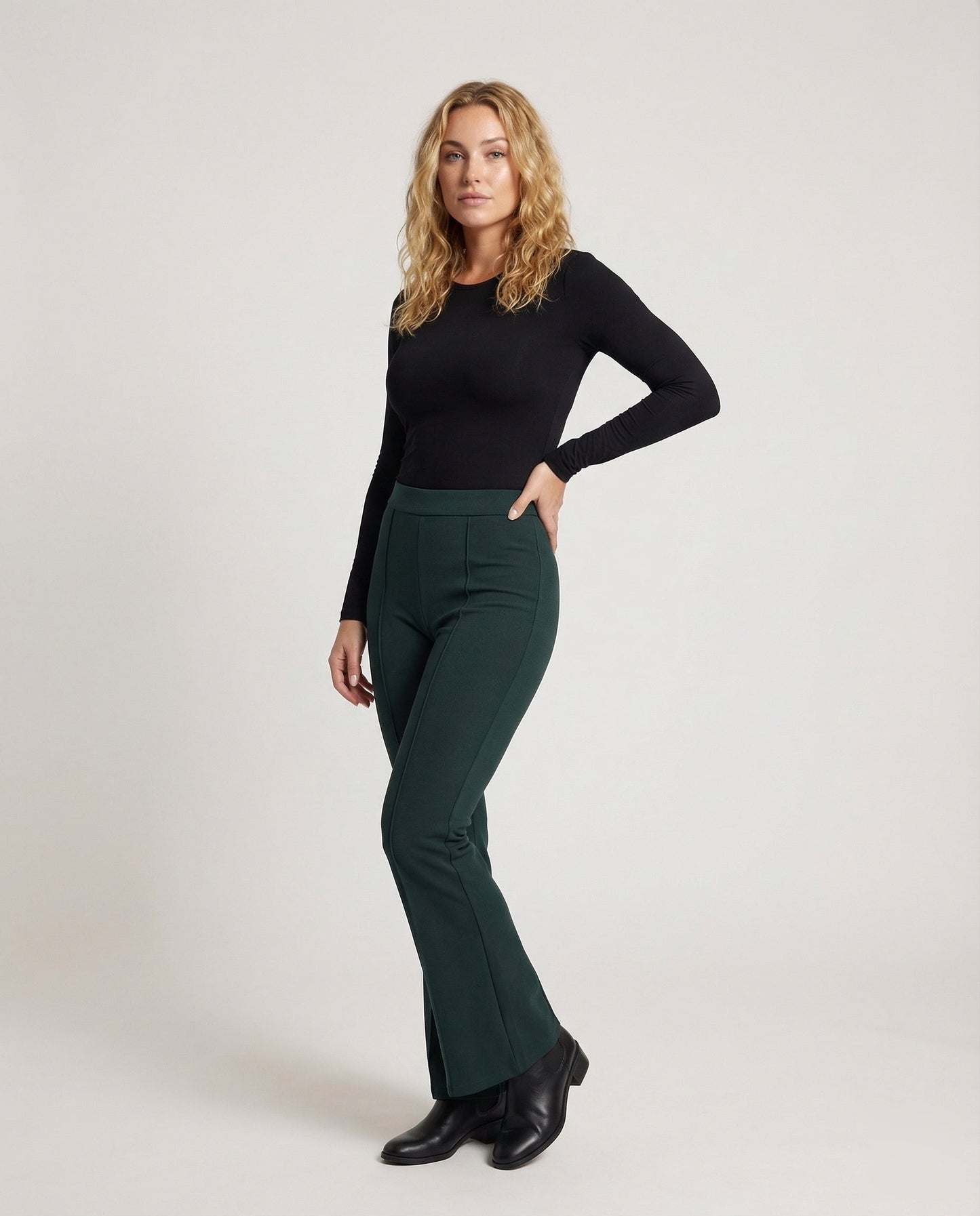 Damen Stretchhose Mittelnaht Flare Schmal - Eveloria