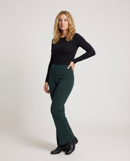 Damen Stretchhose Mittelnaht Flare Schmal - Eveloria
