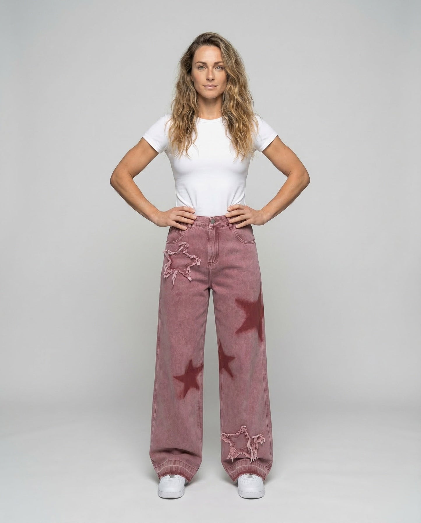Damen Cropped Jeans Ausgefranster Saum Stern Applikation - Eveloria
