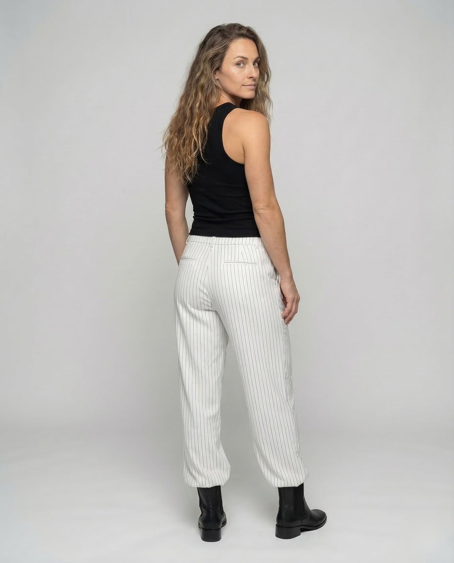 Product 15540682686794 - back_view