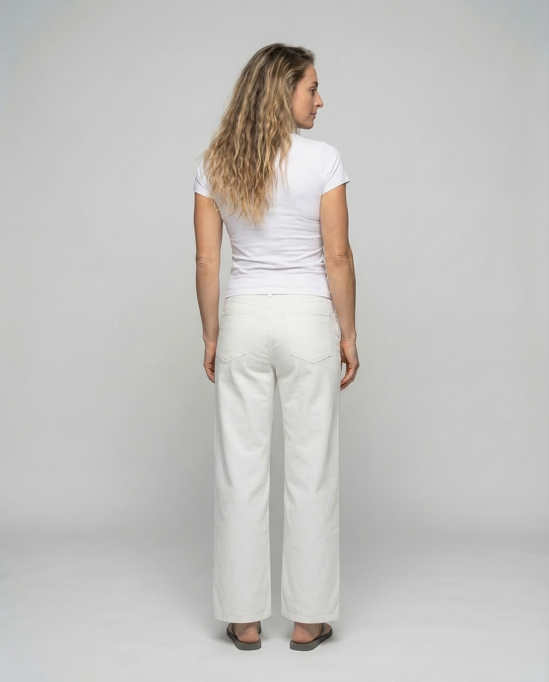 Product 15540685177162 - back_view