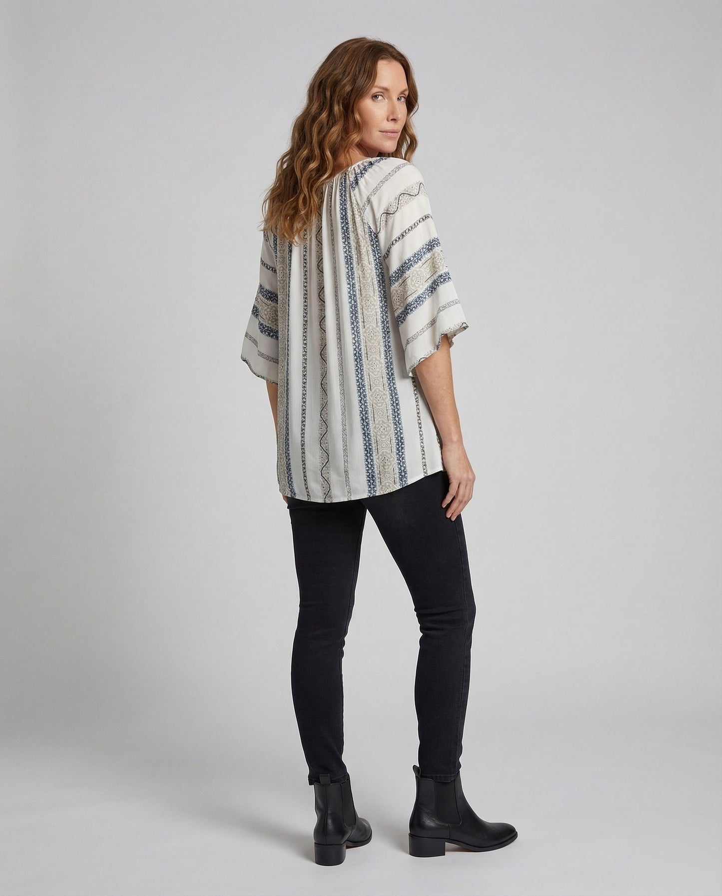 Product 15540705919306 - back_view