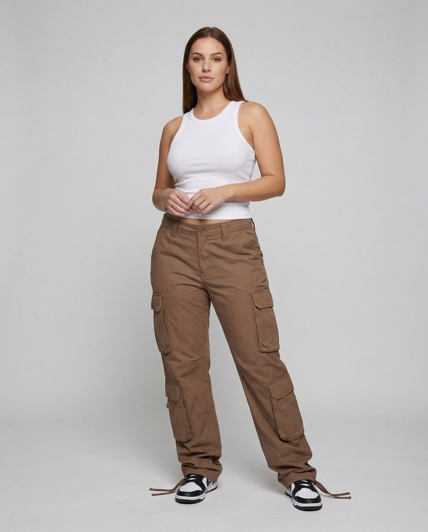 Damen Mehrtaschen-Hose mit Dekorativen Saumbändern Schwarz - Eveloria