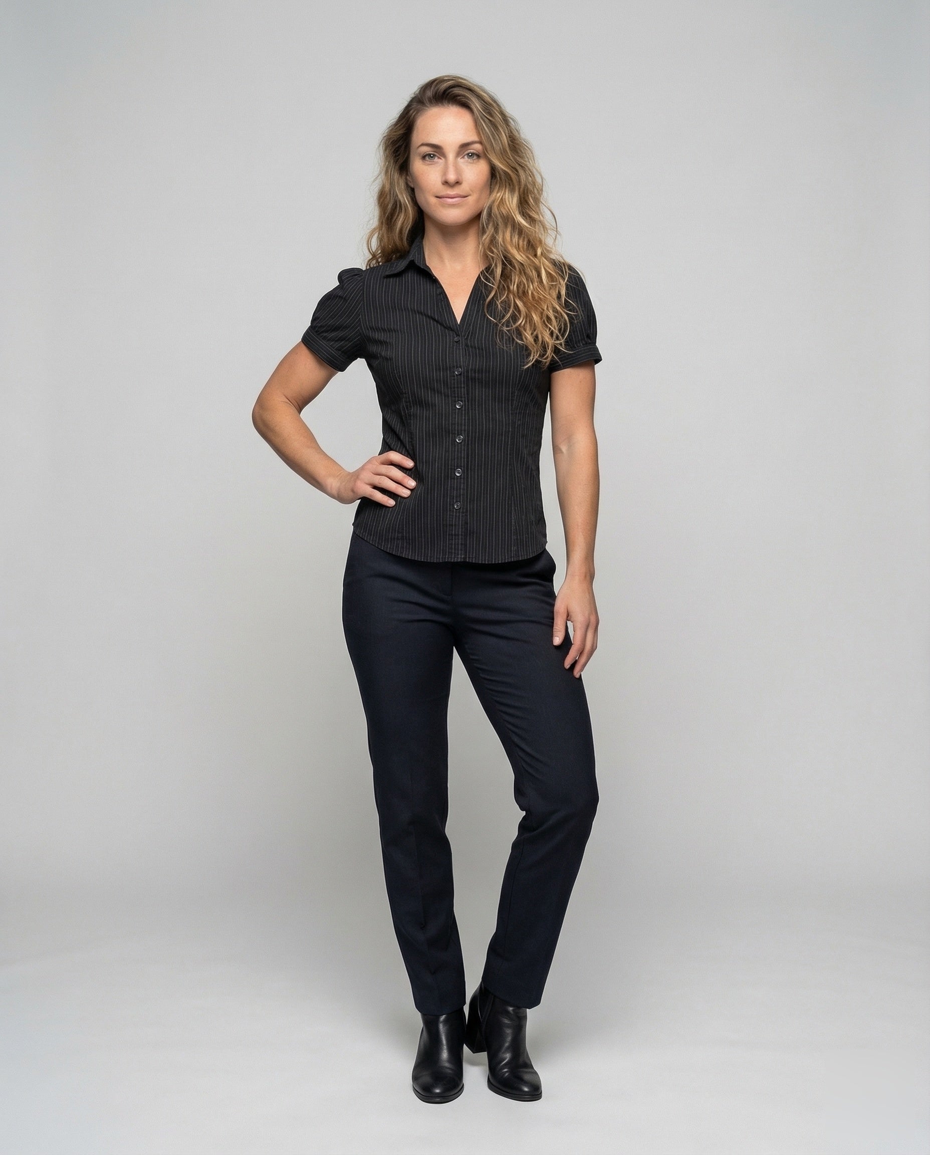 Damen Bluse Nadelstreifen Umschlagärmel - Eveloria