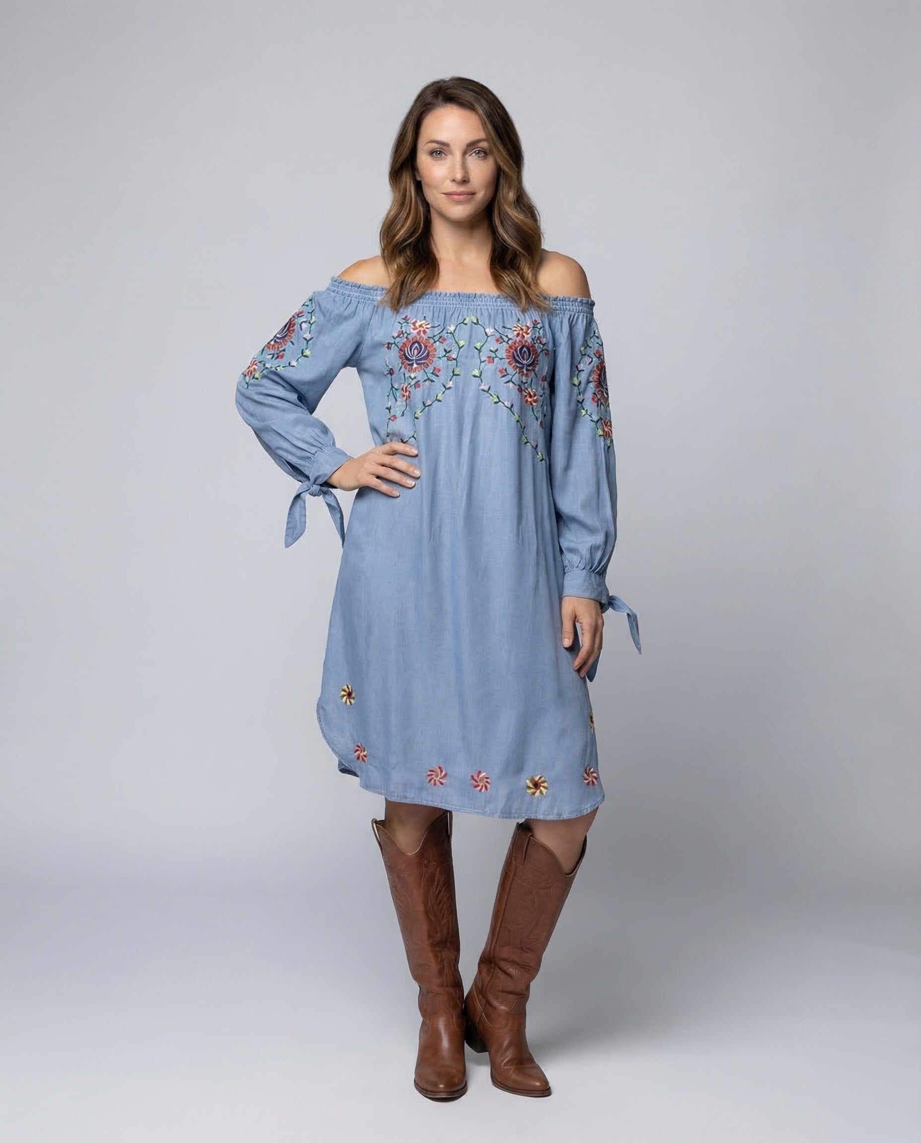 Damen Boho Kleid mit Smockierung und V-Ausschnitt Blau - Eveloria