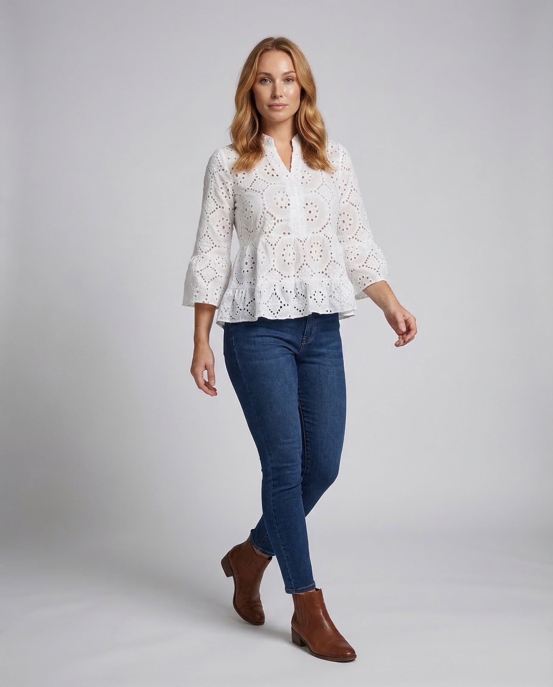 Damen Bluse Broderie Anglaise Glockenärmel - Eveloria