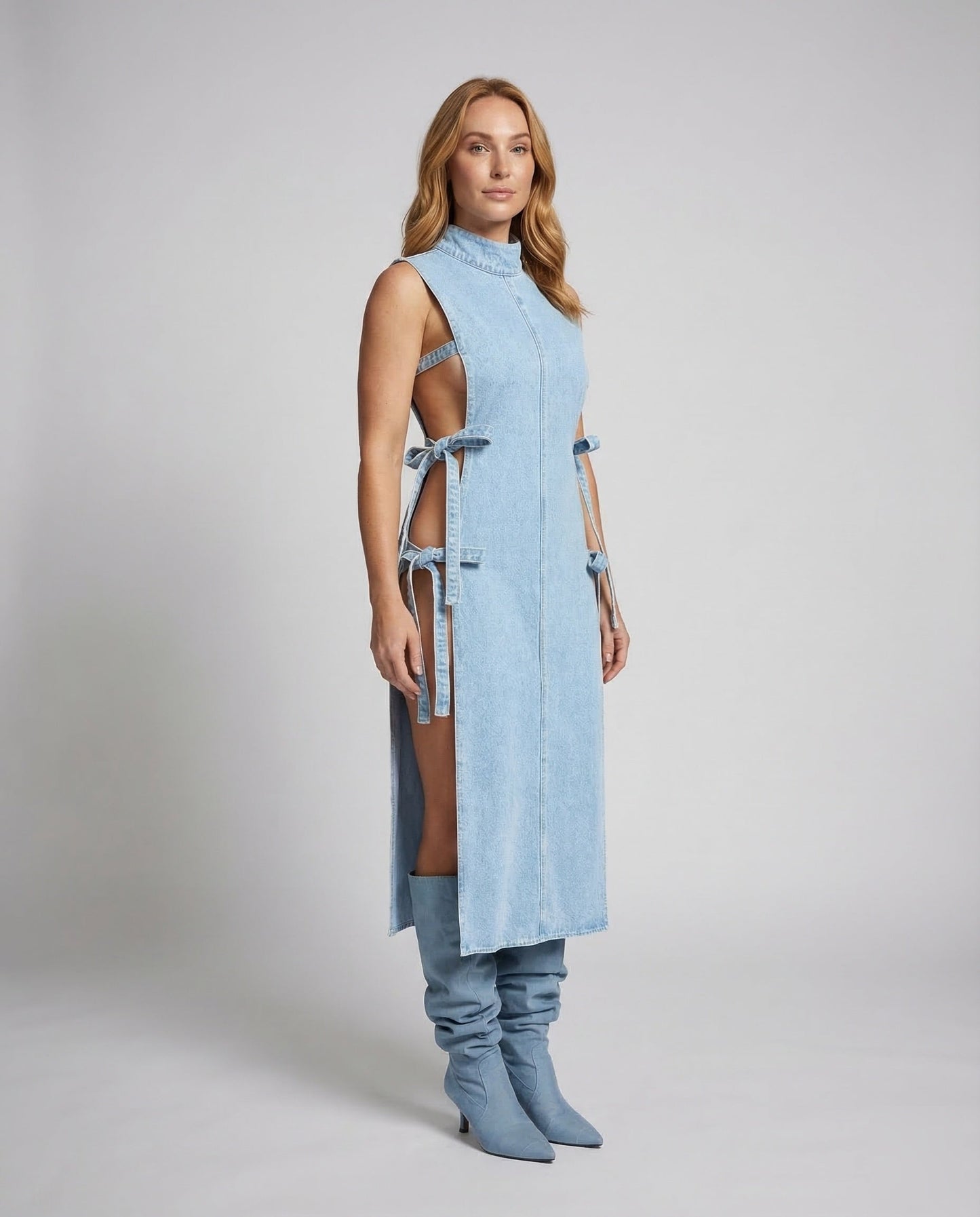 Damen Minikleid Jeansoptik Seitenausschnitte - Eveloria