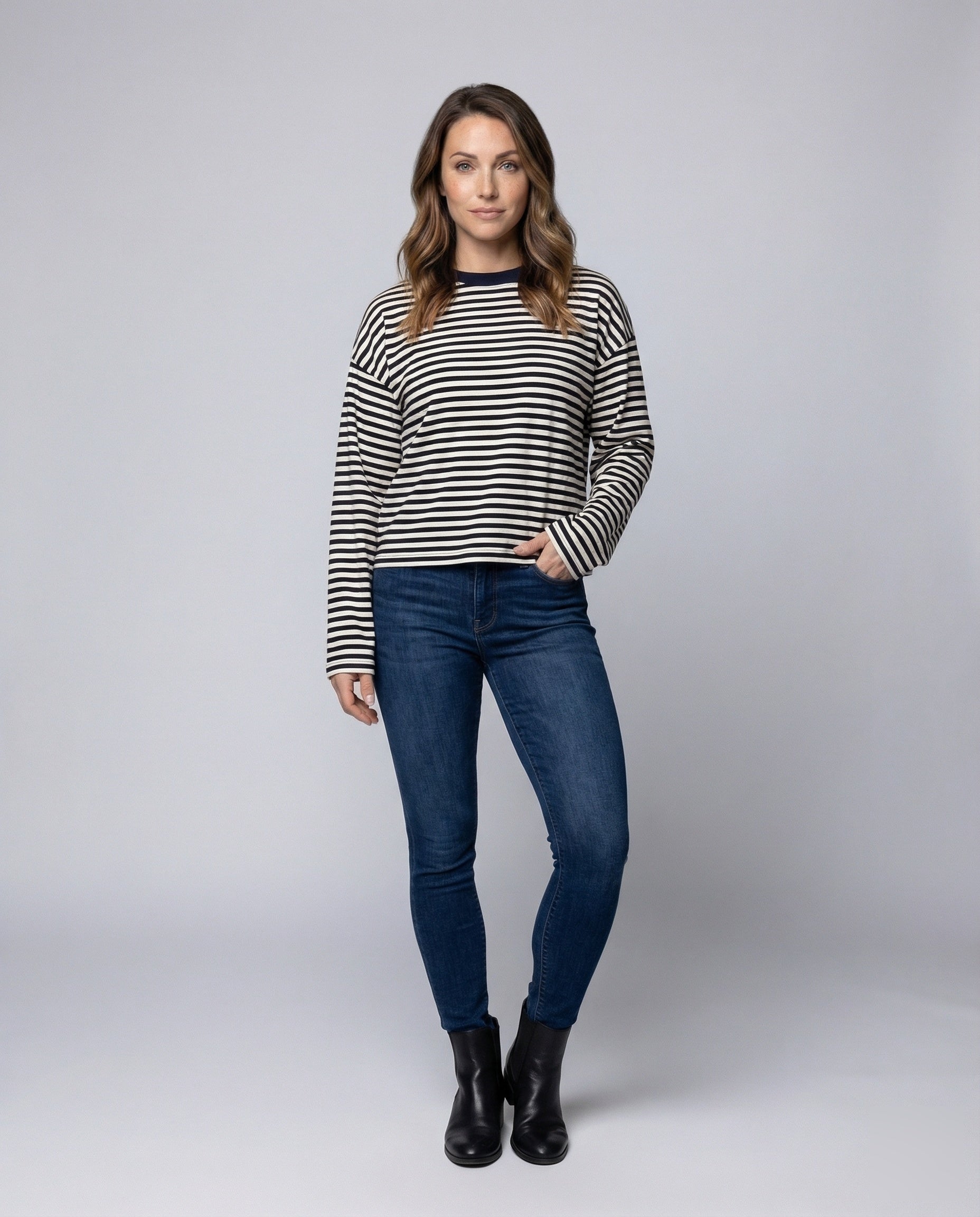 Damen Langarmshirt Breton-Stil Boxy-Schnitt Weiß - Eveloria