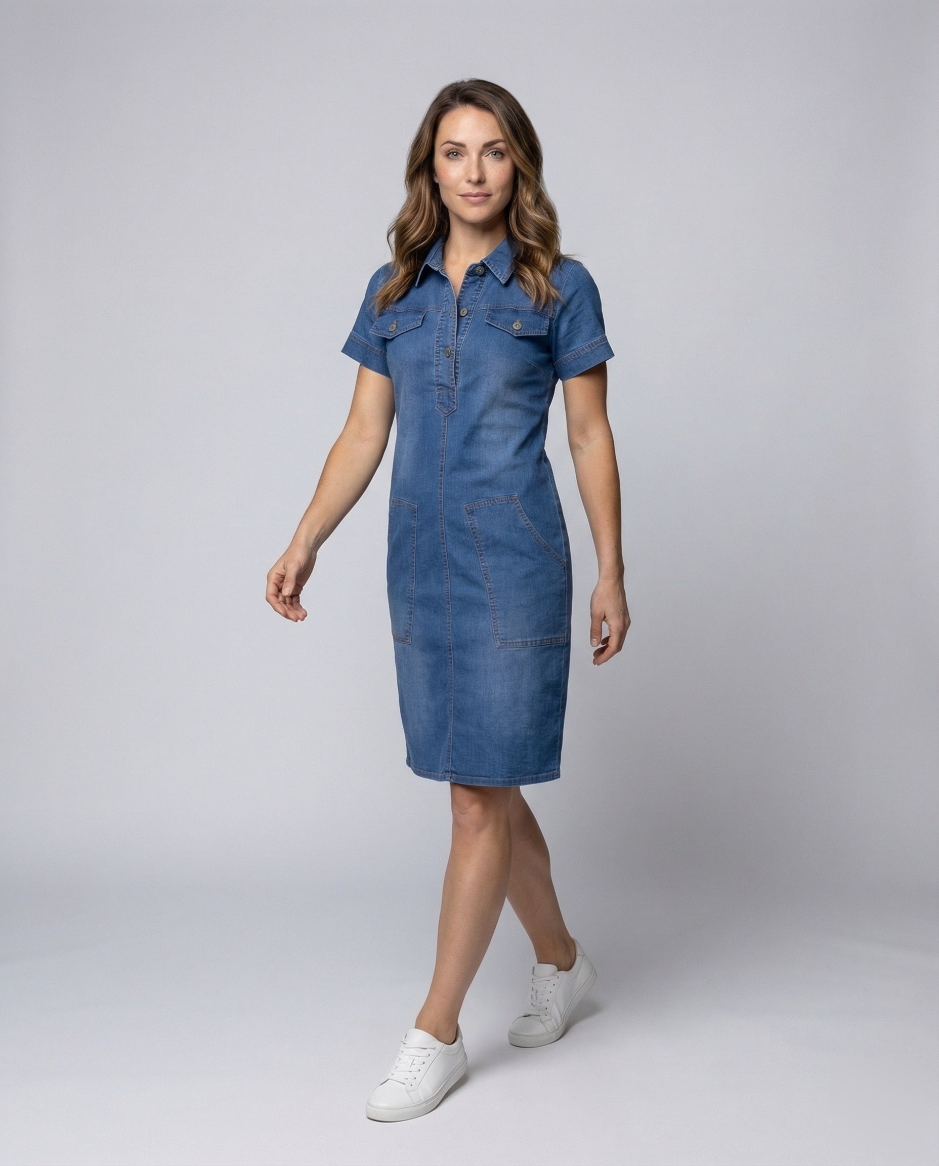 Damen Denim-Kleid Knielang Mit Brusttaschen - Eveloria