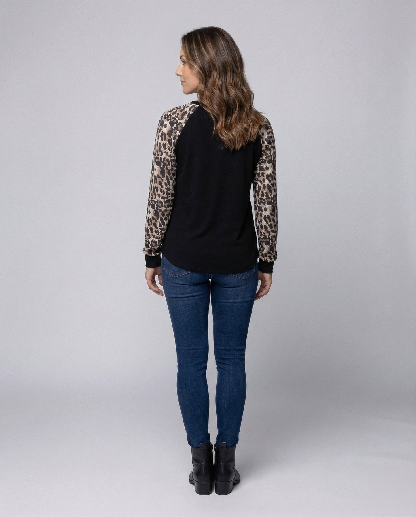 Product 15546852016458 - back_view