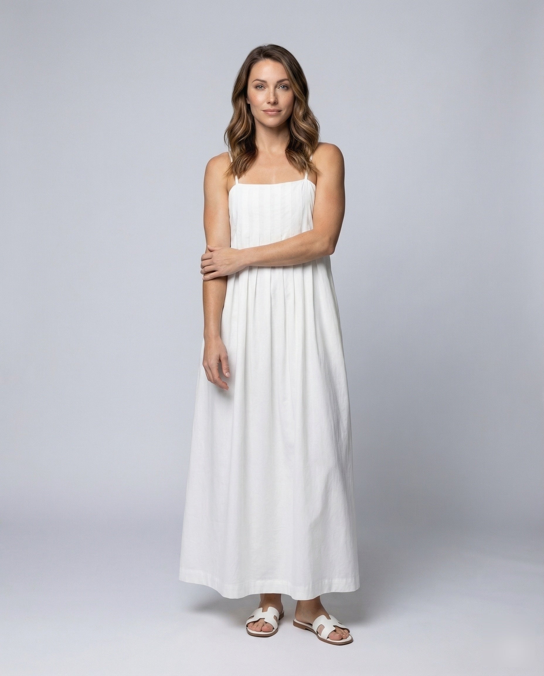 Damen Maxikleid mit Kellerfalten und Spaghettiträgern - Eveloria