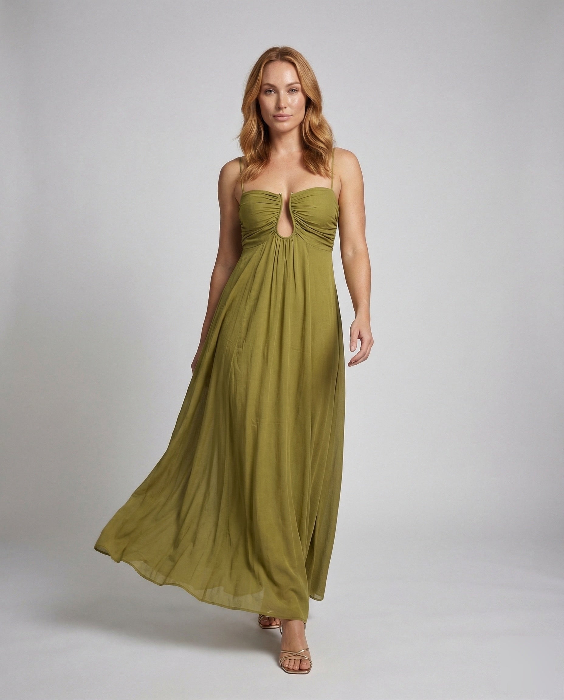 Damen Maxikleid mit Schlüsselloch Dekolleté und Metallring - Eveloria