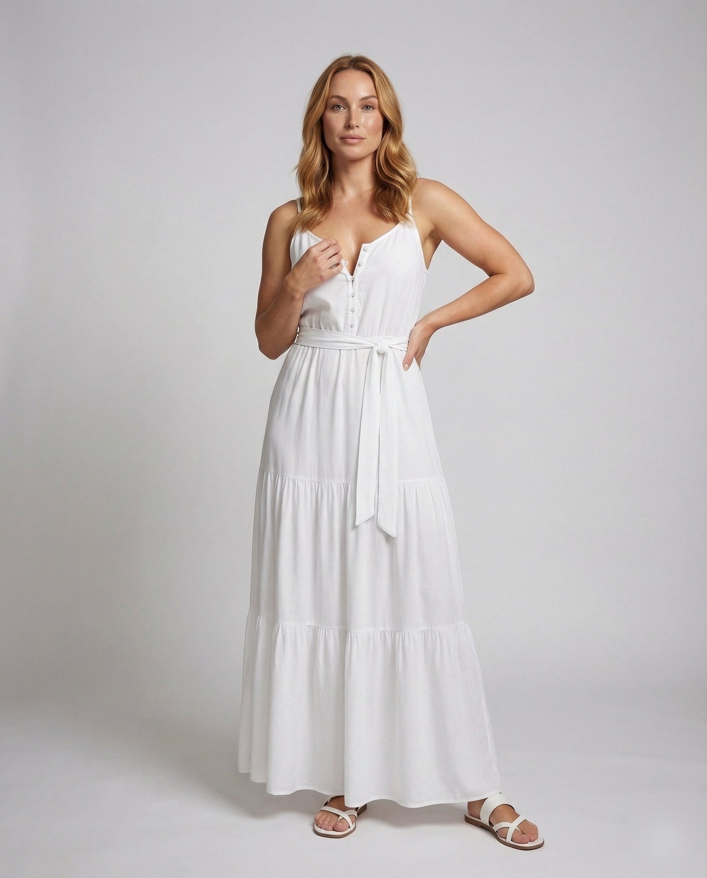 Damen Maxikleid mit Taillengürtel und Stufenrock - Eveloria