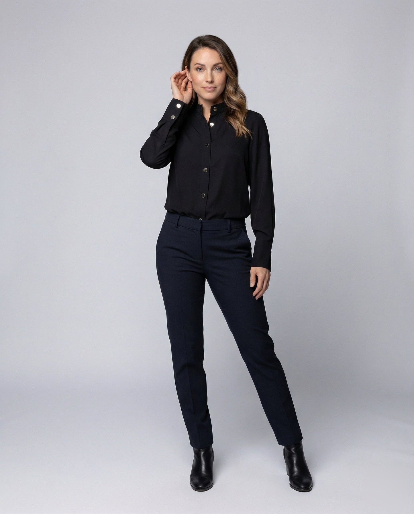Damen Bluse Seidenähnlich mit Zierknöpfen - Eveloria
