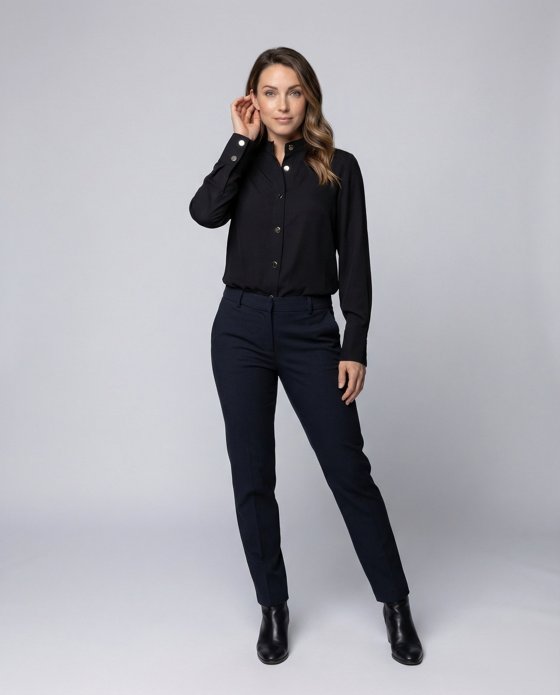 Damen Bluse Seidenähnlich mit Zierknöpfen - Eveloria