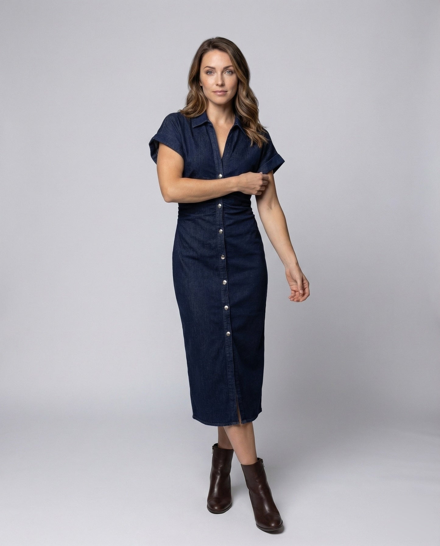 Damen Midikleid Taillenraffung Krempelärmel - Eveloria