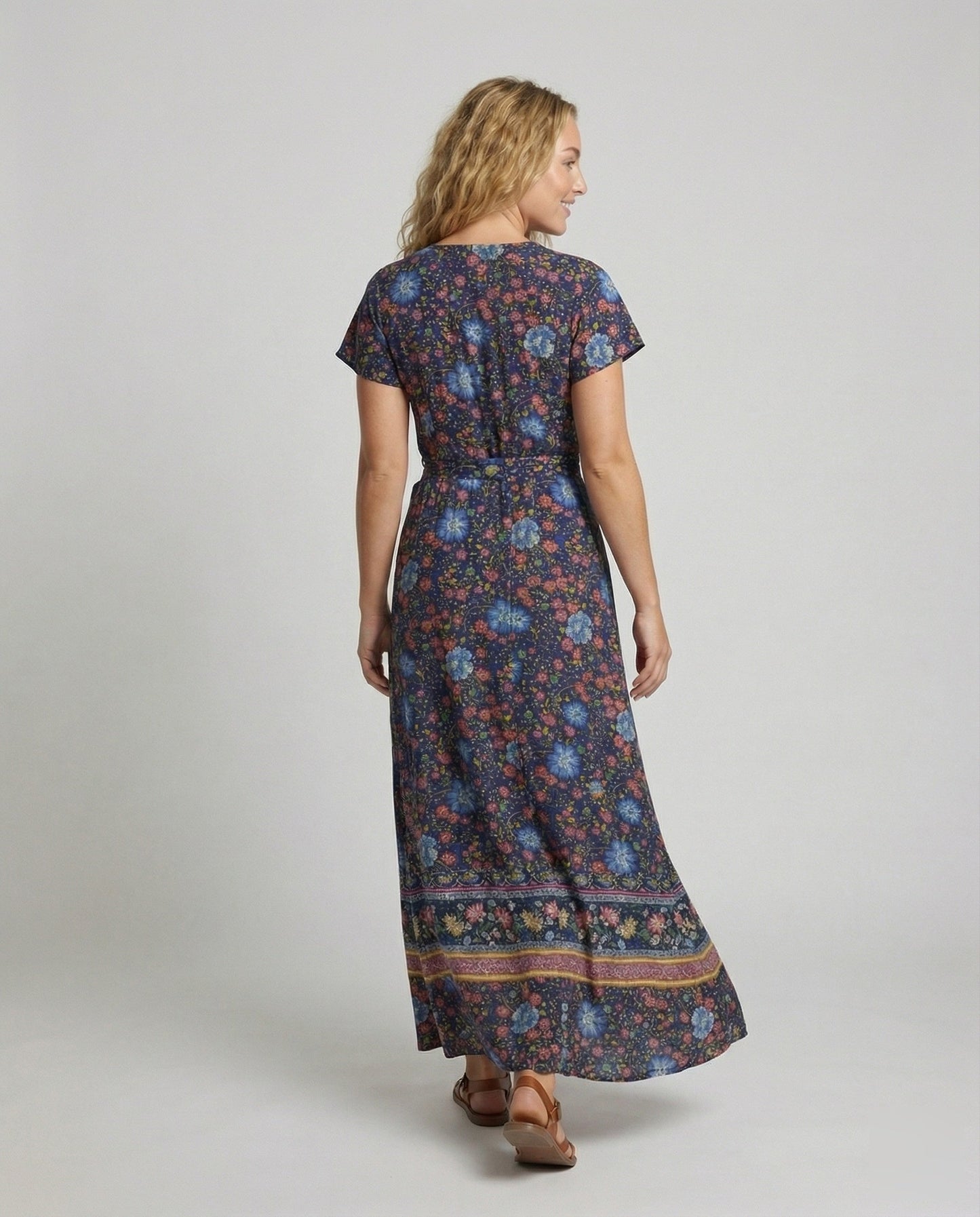 Product 15546920436042 - back_view