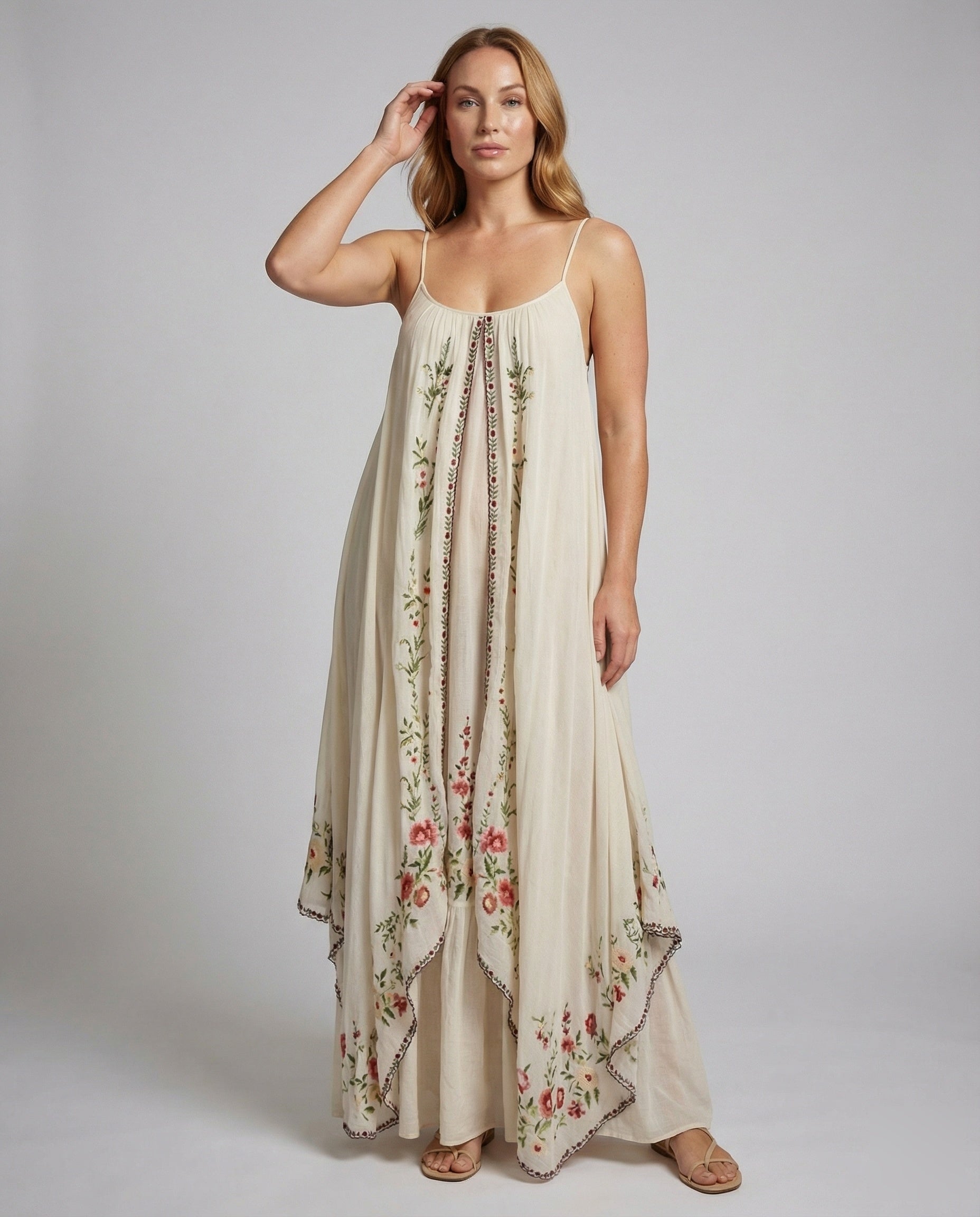 Damen Maxikleid Bestickt Mit Zipfelsaum - Eveloria