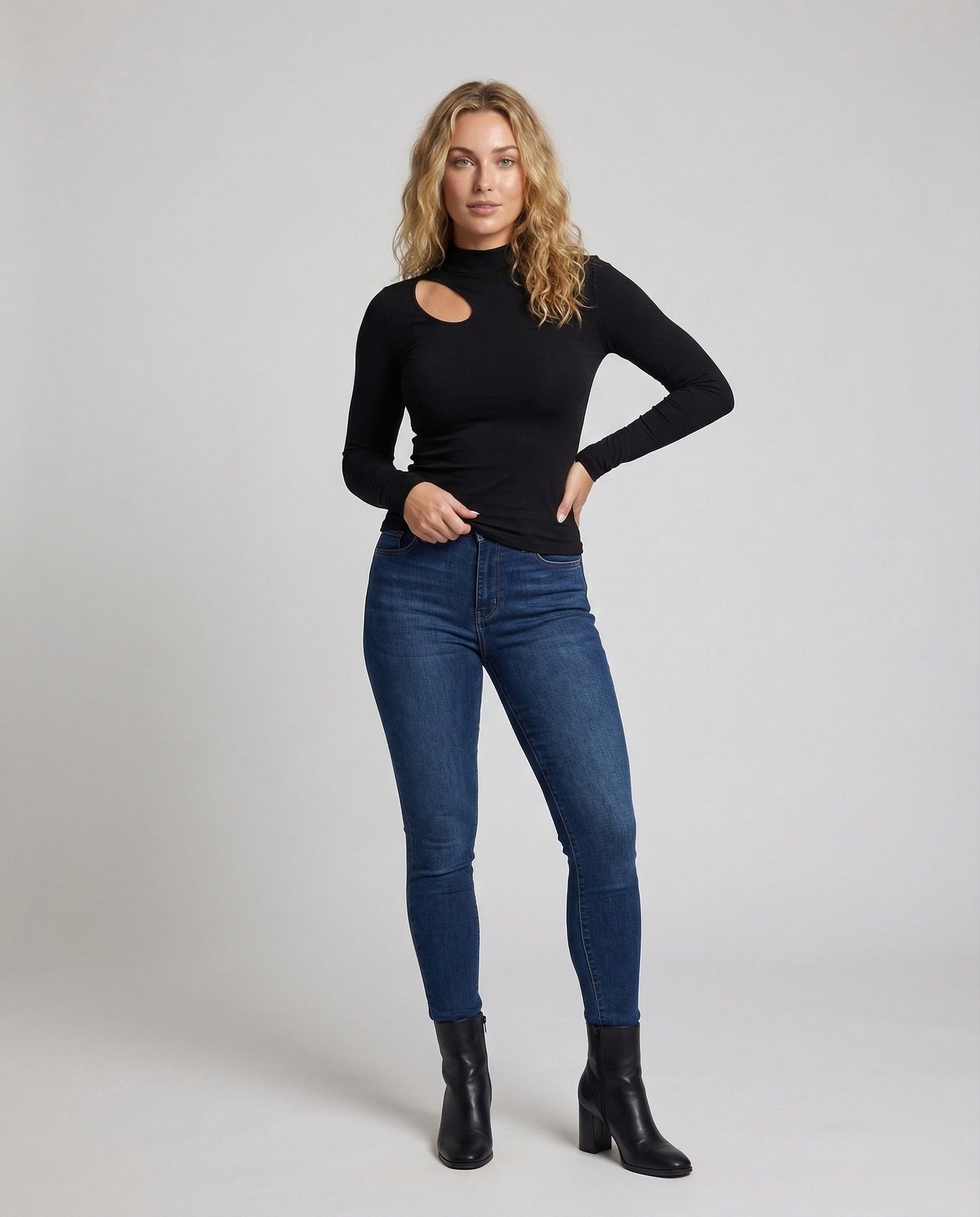 Damen Feinstrickpullover Asymmetrisch Mit Daumenlochärmeln - Eveloria
