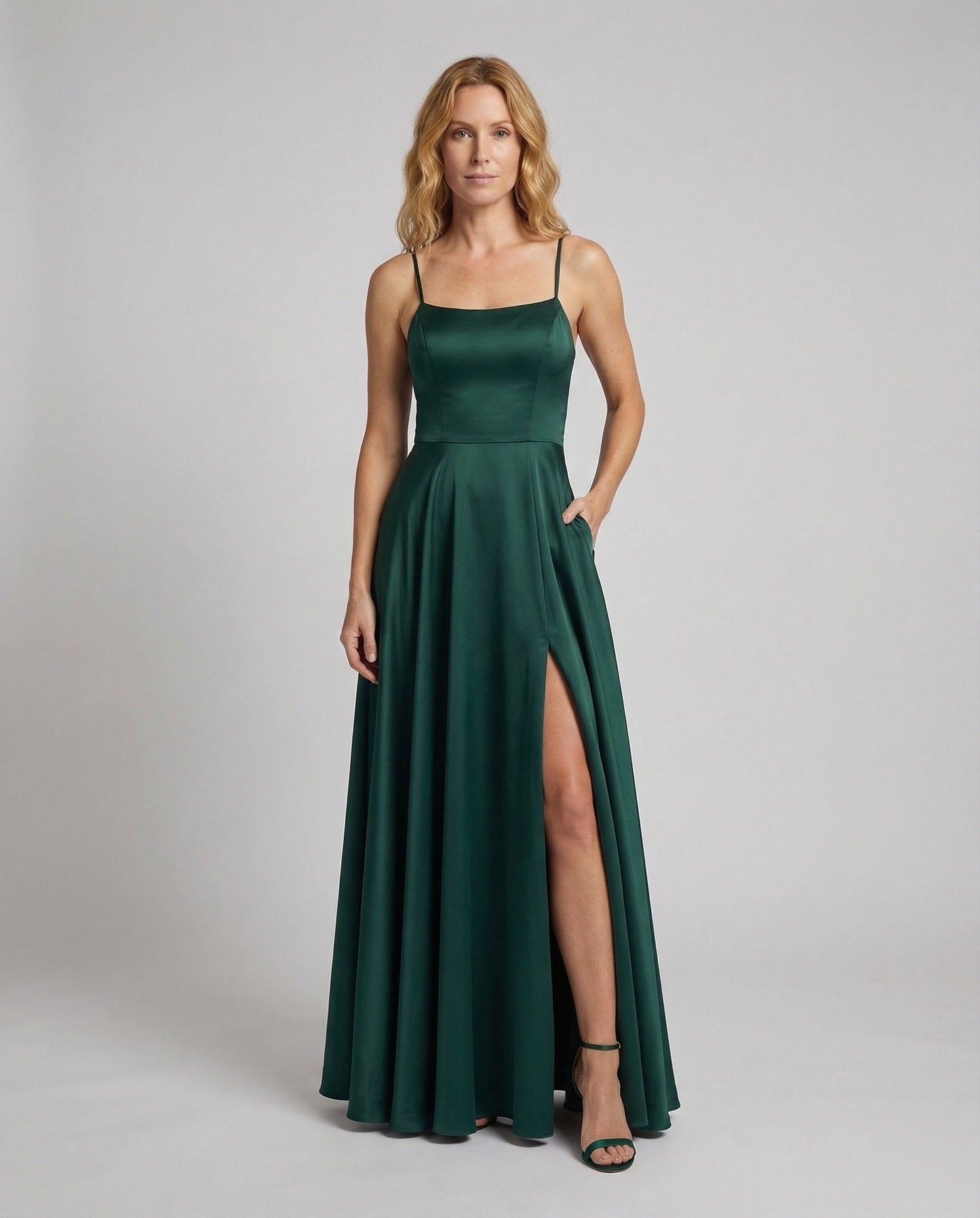Damen Abendkleid Satin Spaghettiträger Beinschlitz - Eveloria