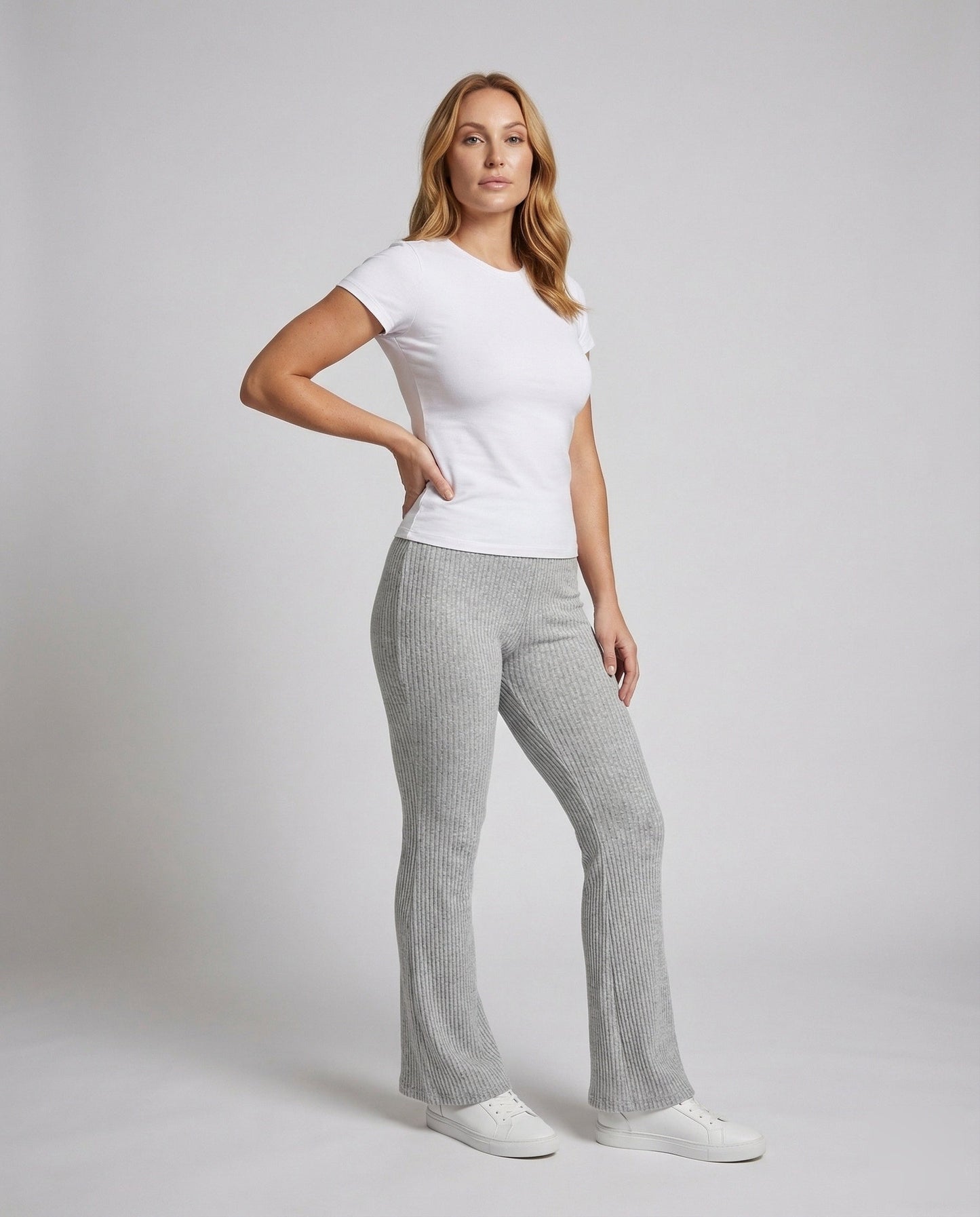 Damen Slim-Fit Strickhose Gerippt - Eveloria