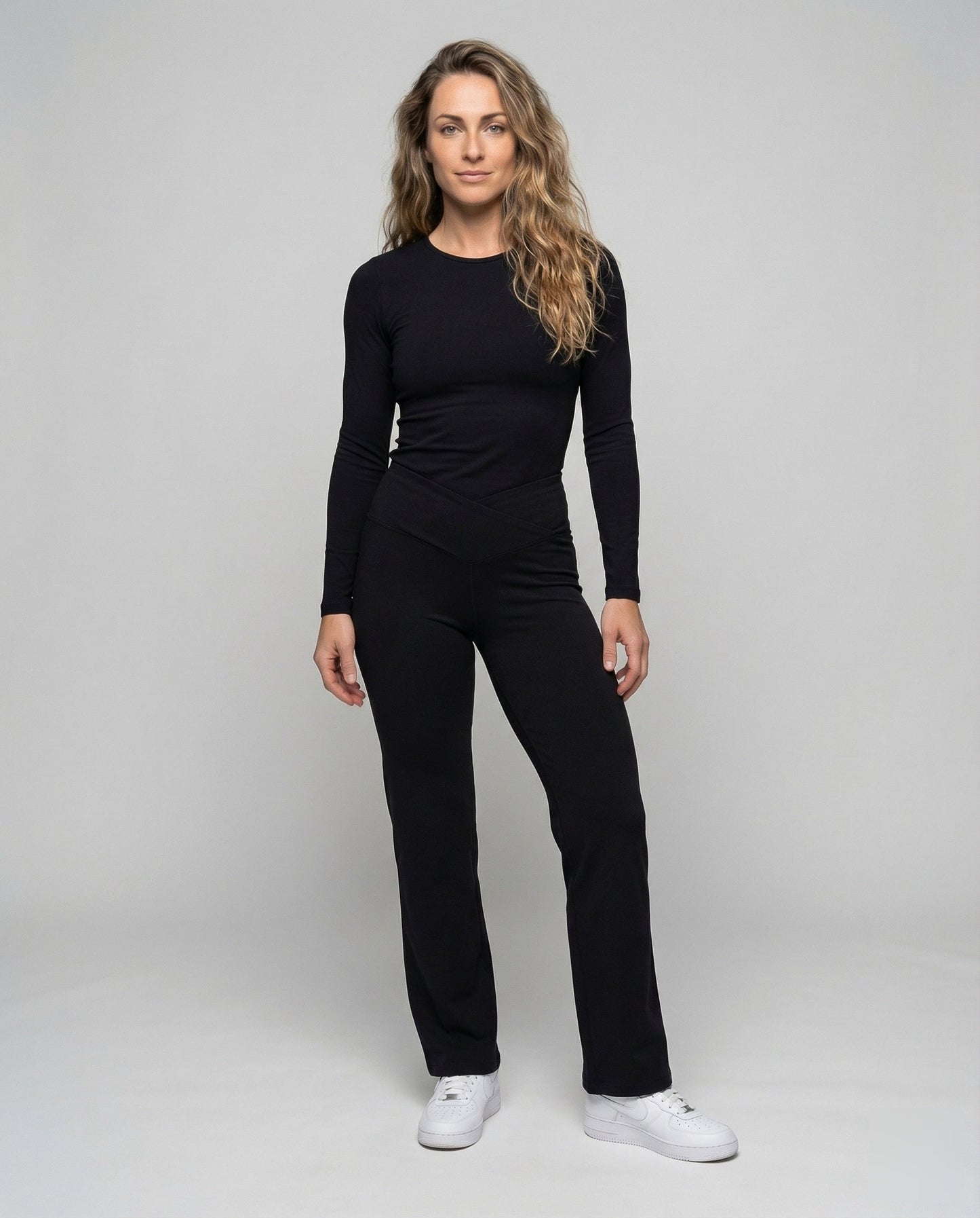 Damen Loungehose Hochgeschnitten V-Bund Palazzo Schwarz - Eveloria