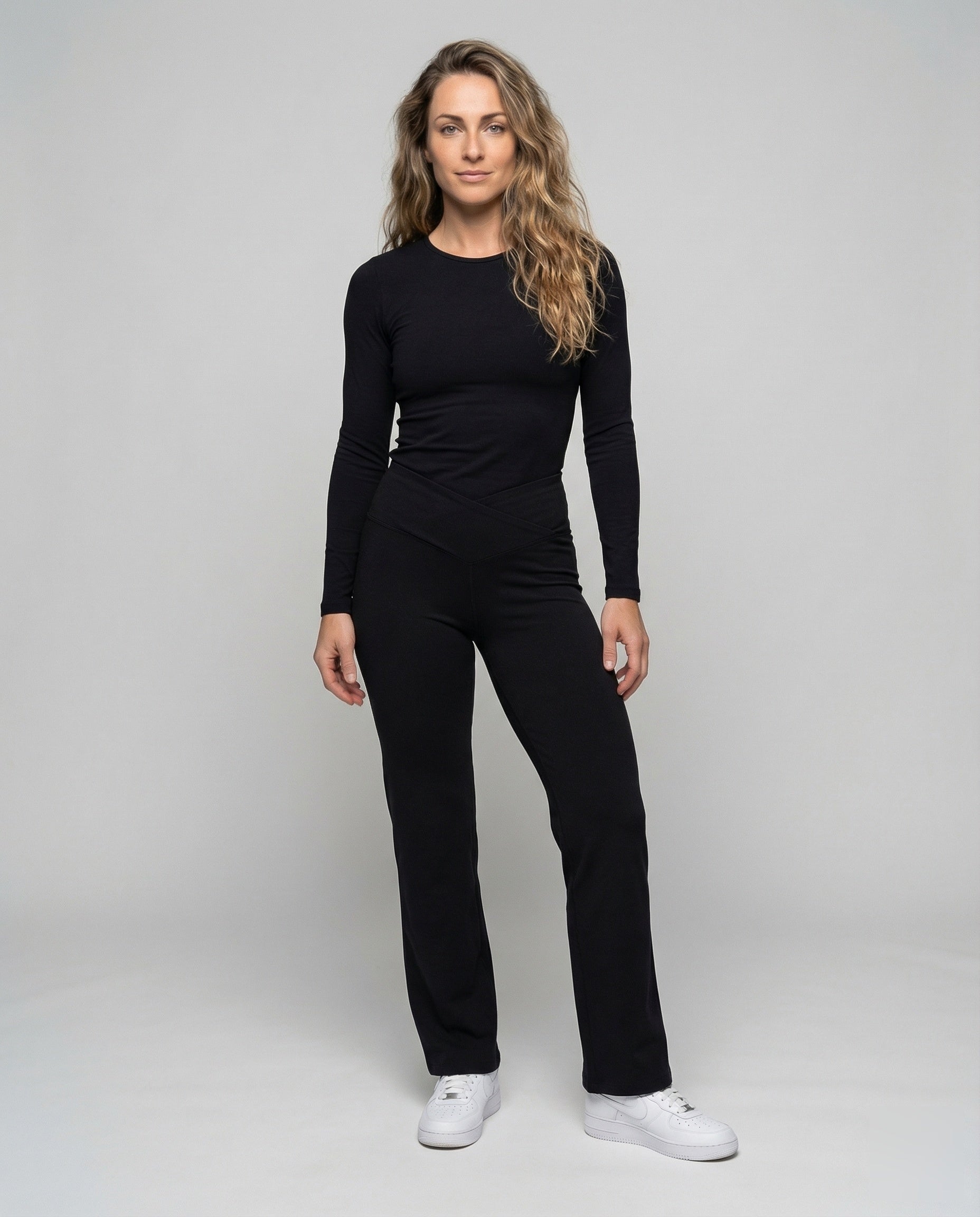 Damen Loungehose Hochgeschnitten V-Bund Palazzo Schwarz - Eveloria